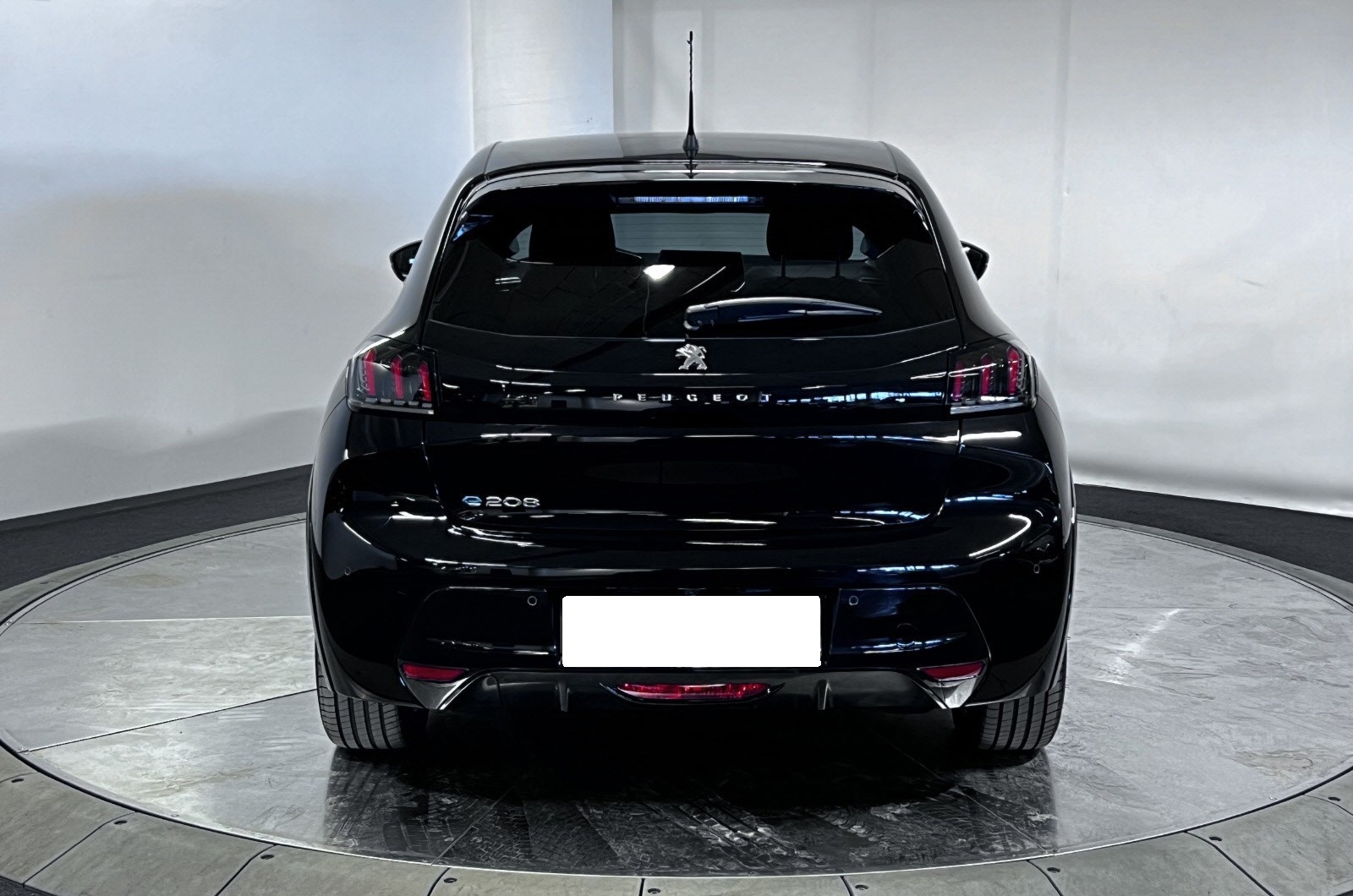 PEUGEOT E-208 136CH GT - Image 3