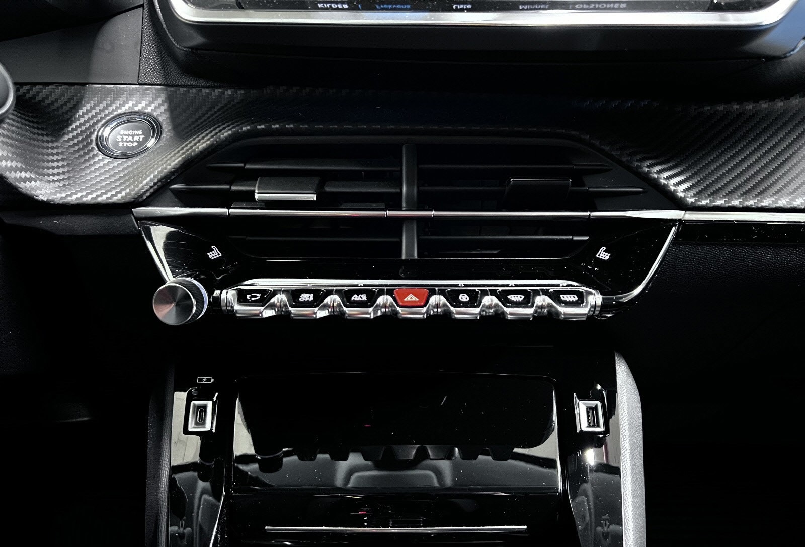 PEUGEOT E-208 136CH GT - Image 15