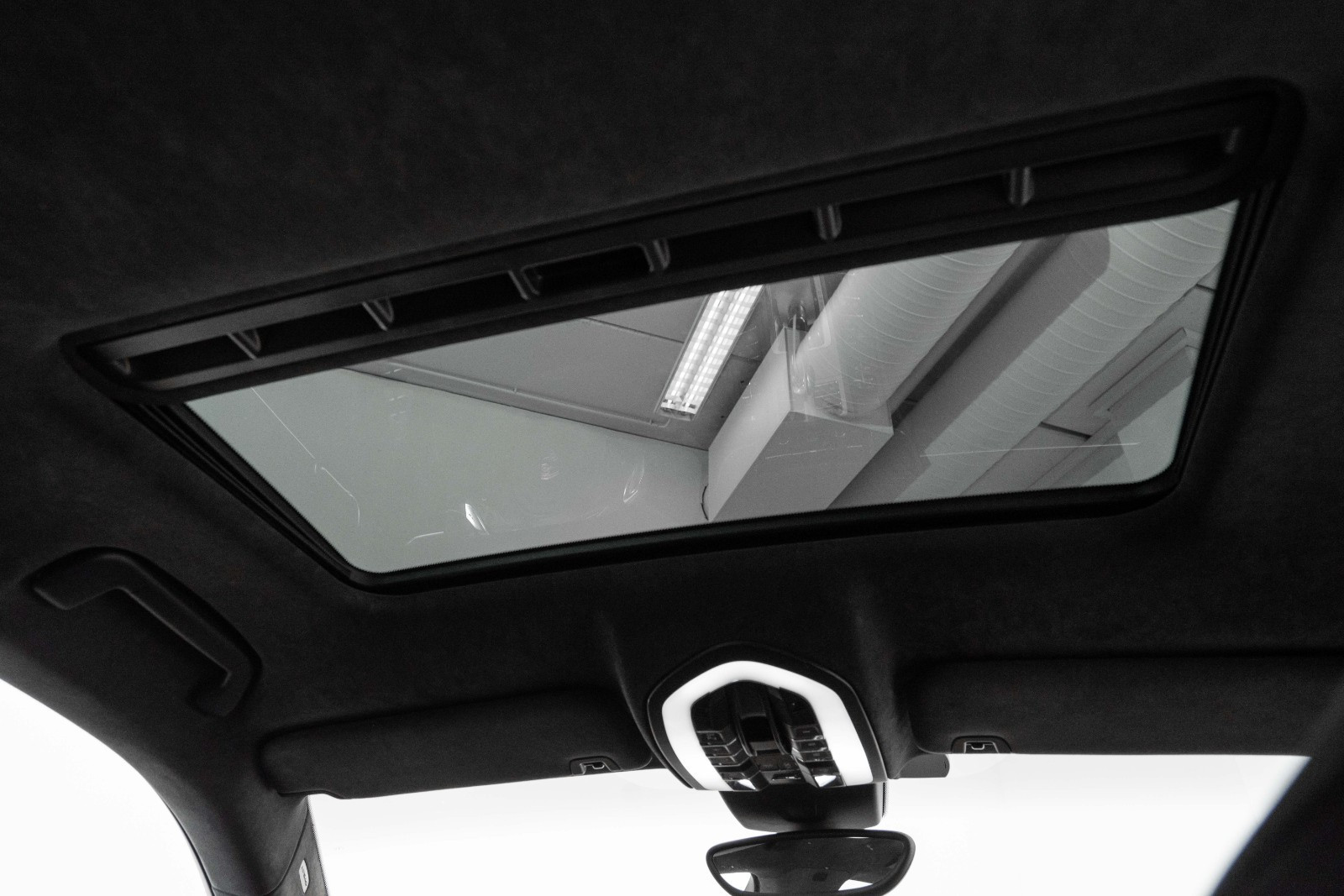 PORSCHE PANAMERA 4.8 V8 500 TURBO - Image 14