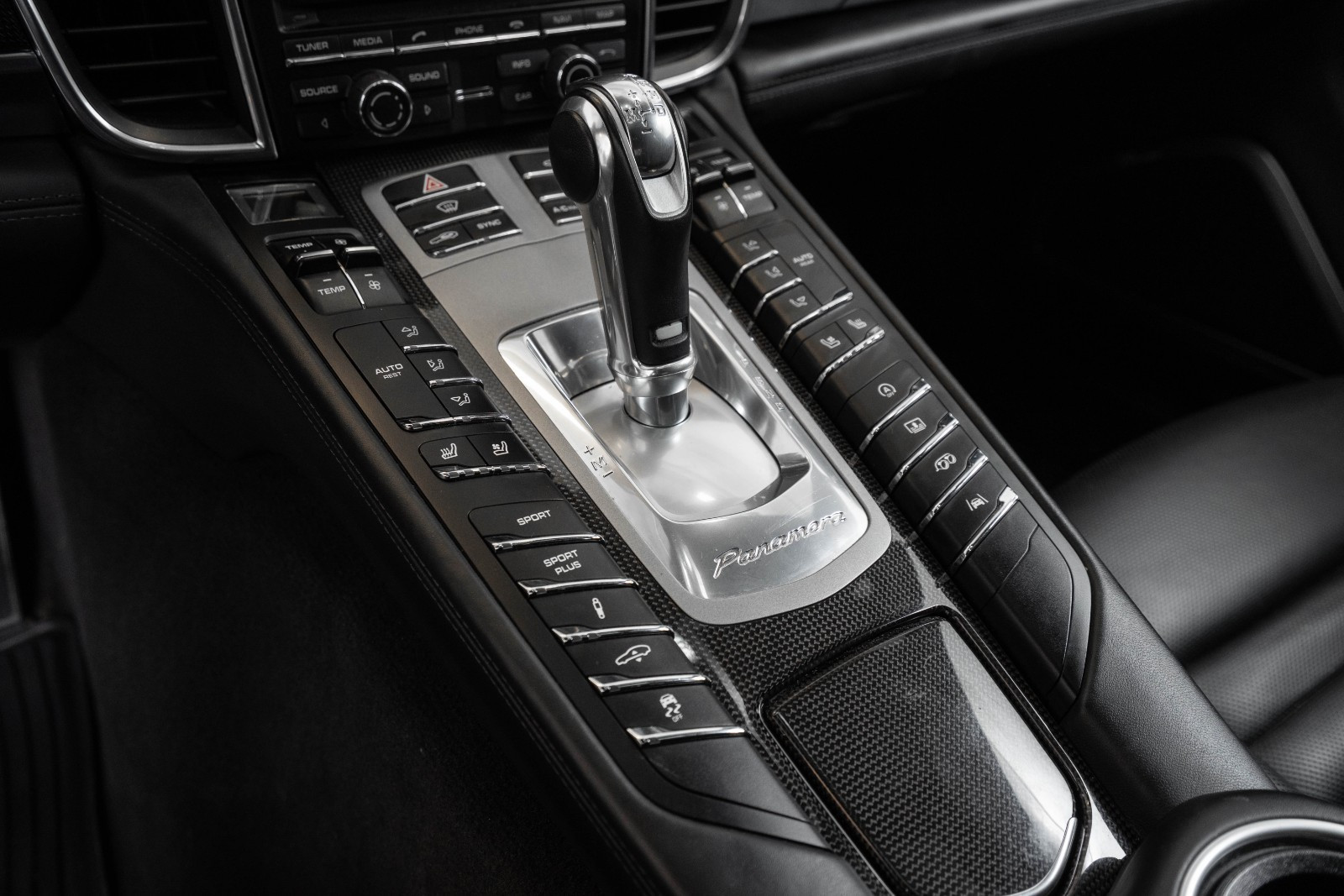 PORSCHE PANAMERA 4.8 V8 500 TURBO - Image 15