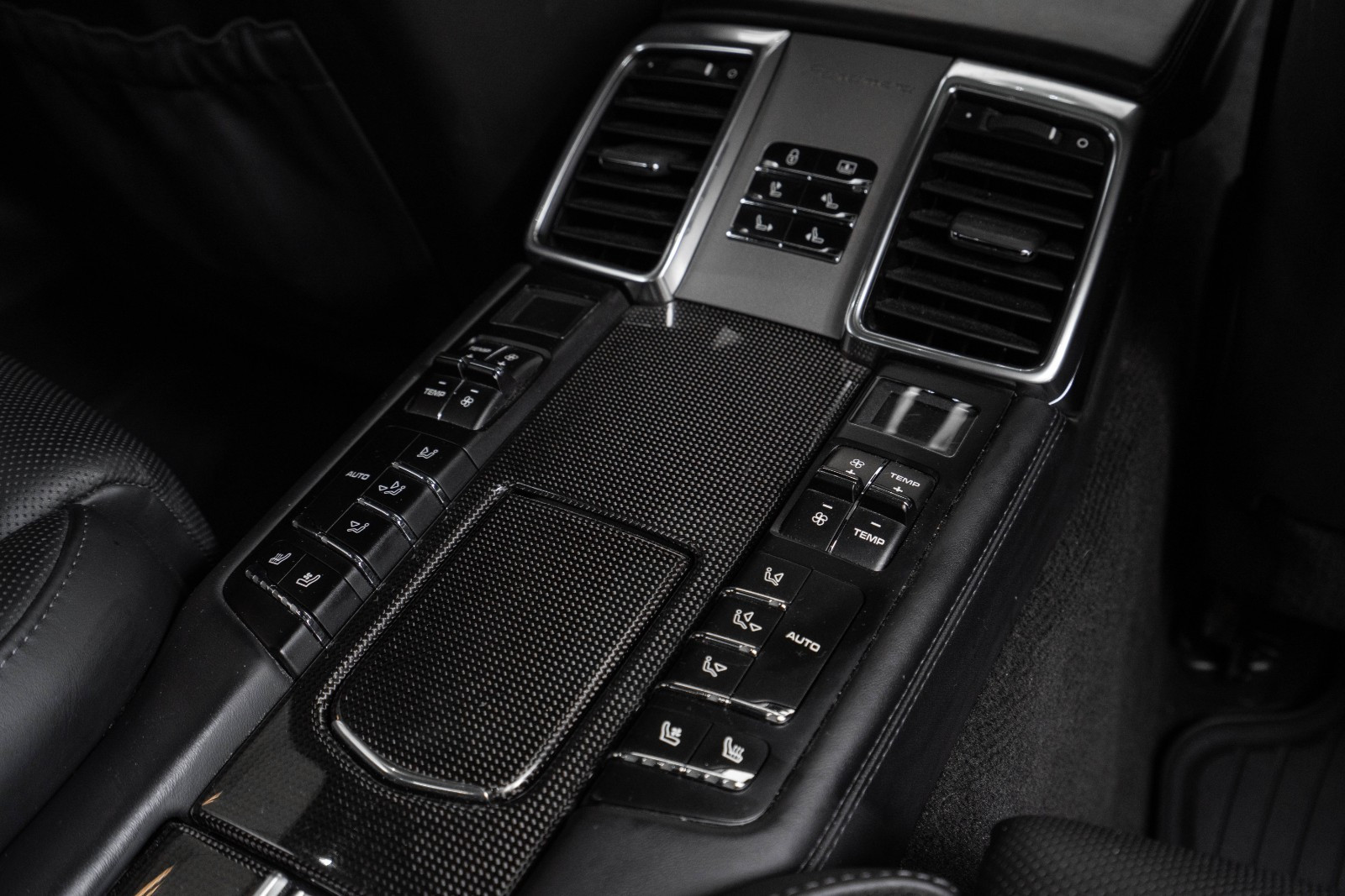 PORSCHE PANAMERA 4.8 V8 500 TURBO - Image 17