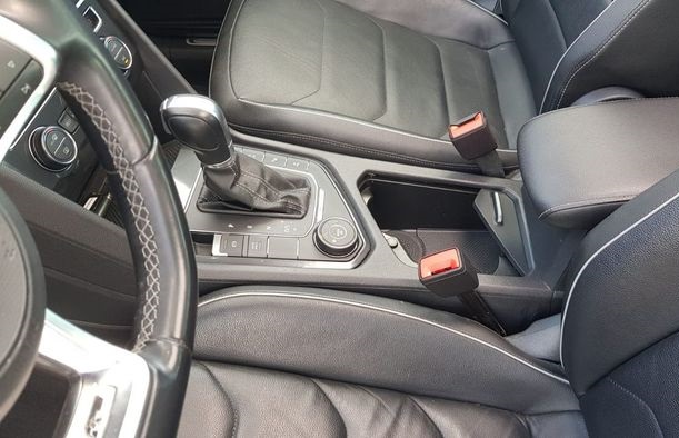 VOLKSWAGEN TIGUAN 2.0 TDI 190 4MOTION DSG7 R LINE - Image 12