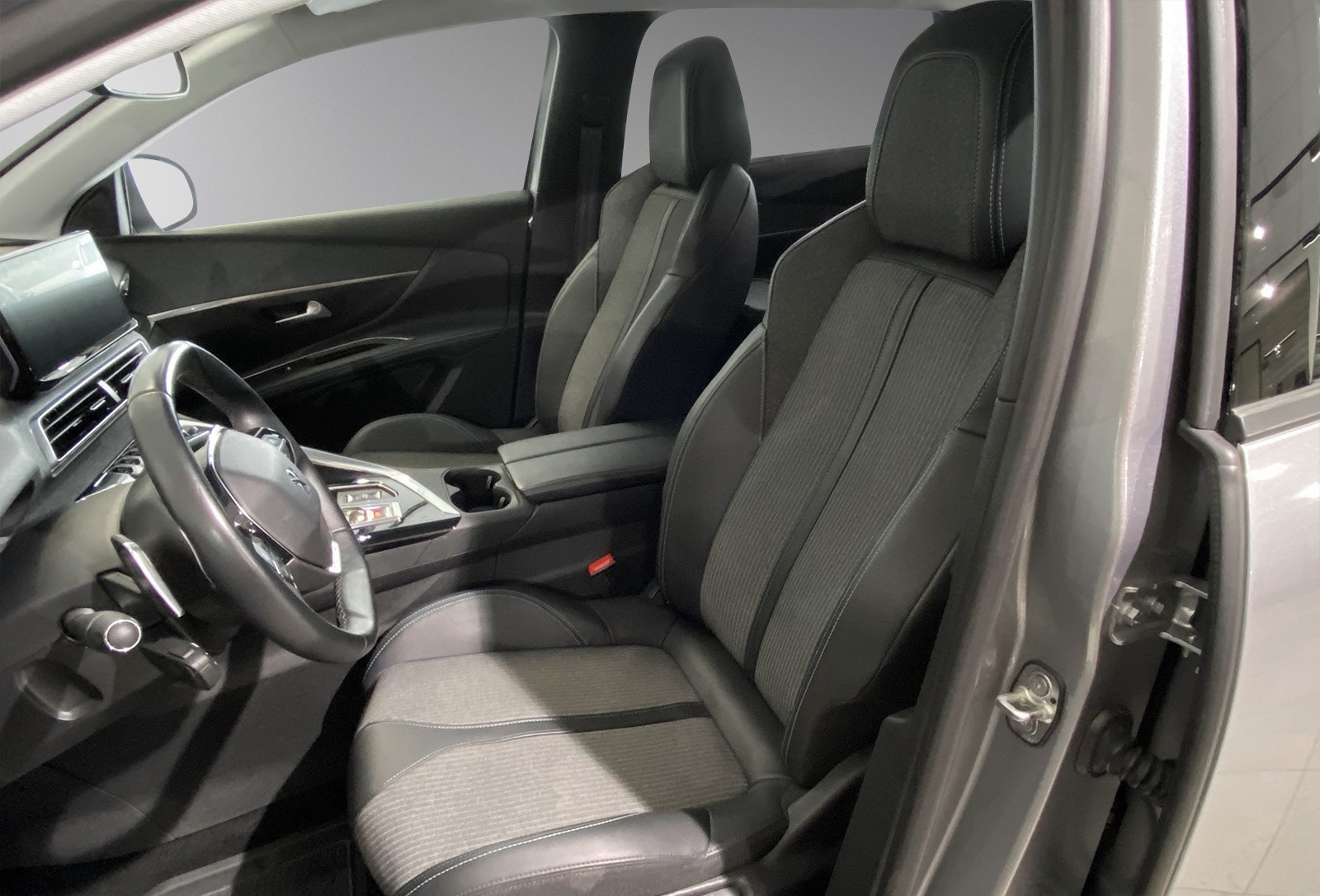 PEUGEOT 5008 II 1.5 BLUEHDI 130CH S&S ALLURE PACK EAT8 - Image 15