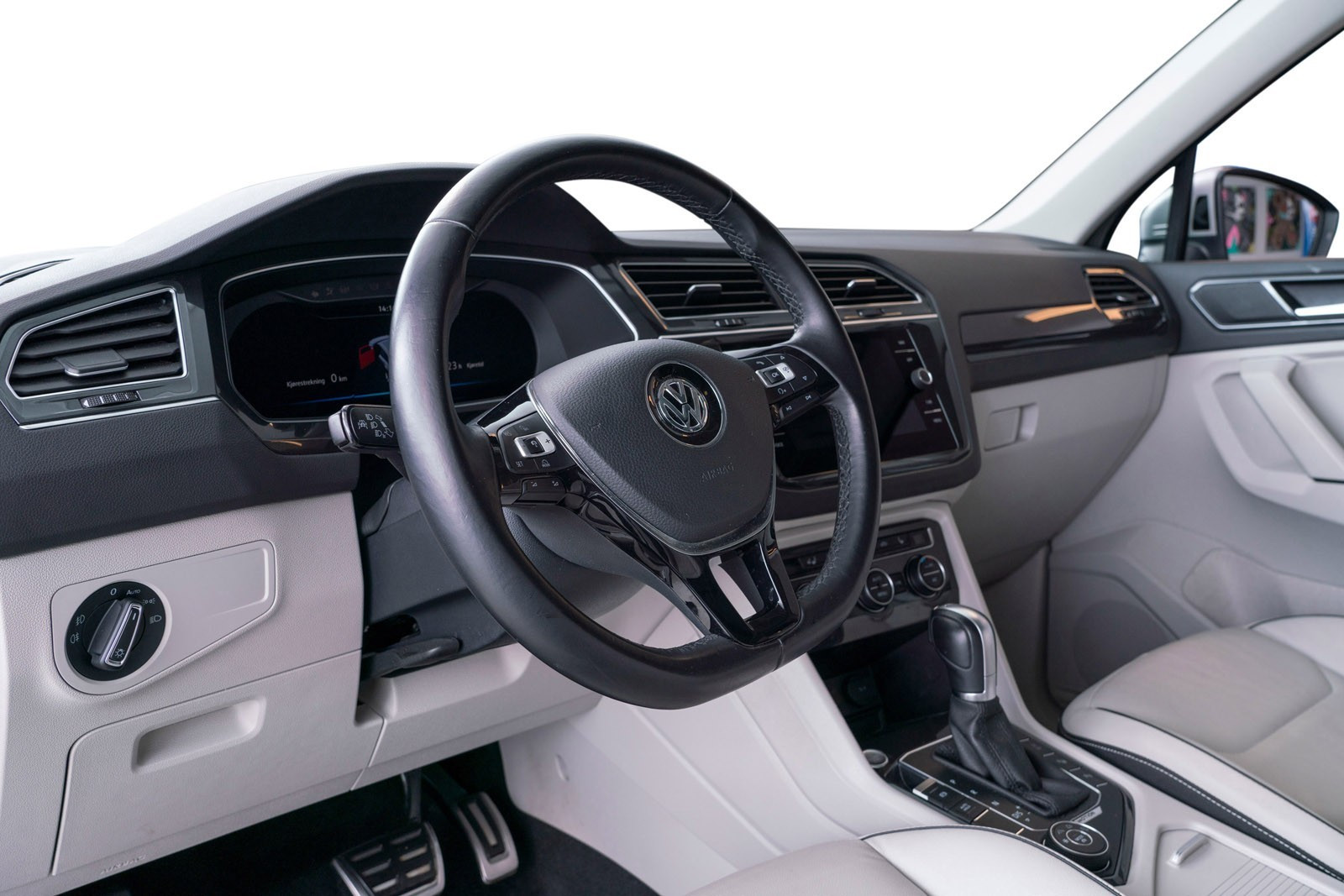 VOLKSWAGEN TIGUAN 2.0 TDI 190CH CARAT EXCLUSIVE 4MOTION DSG7 - Image 7