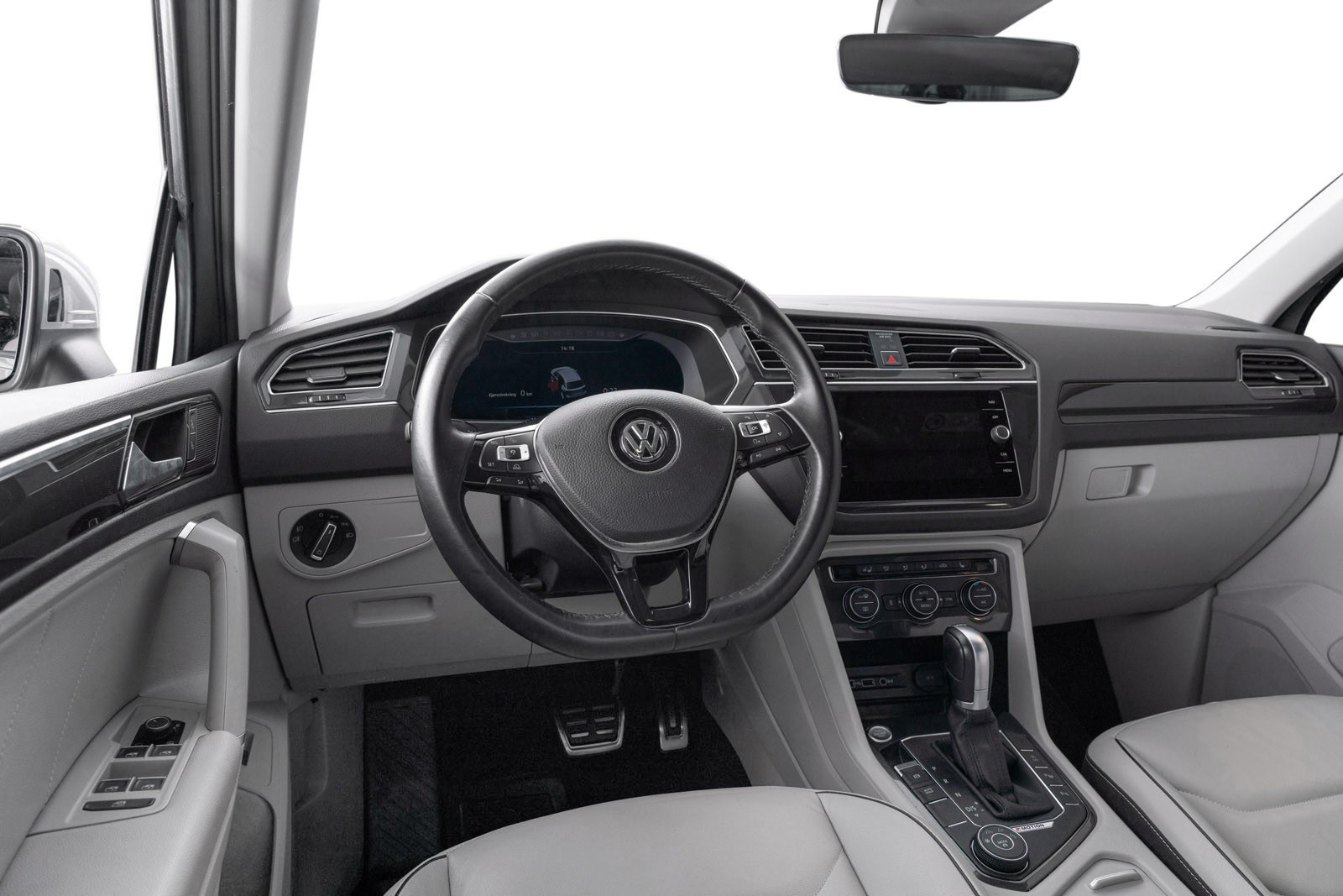 VOLKSWAGEN TIGUAN 2.0 TDI 190CH CARAT EXCLUSIVE 4MOTION DSG7 - Image 15