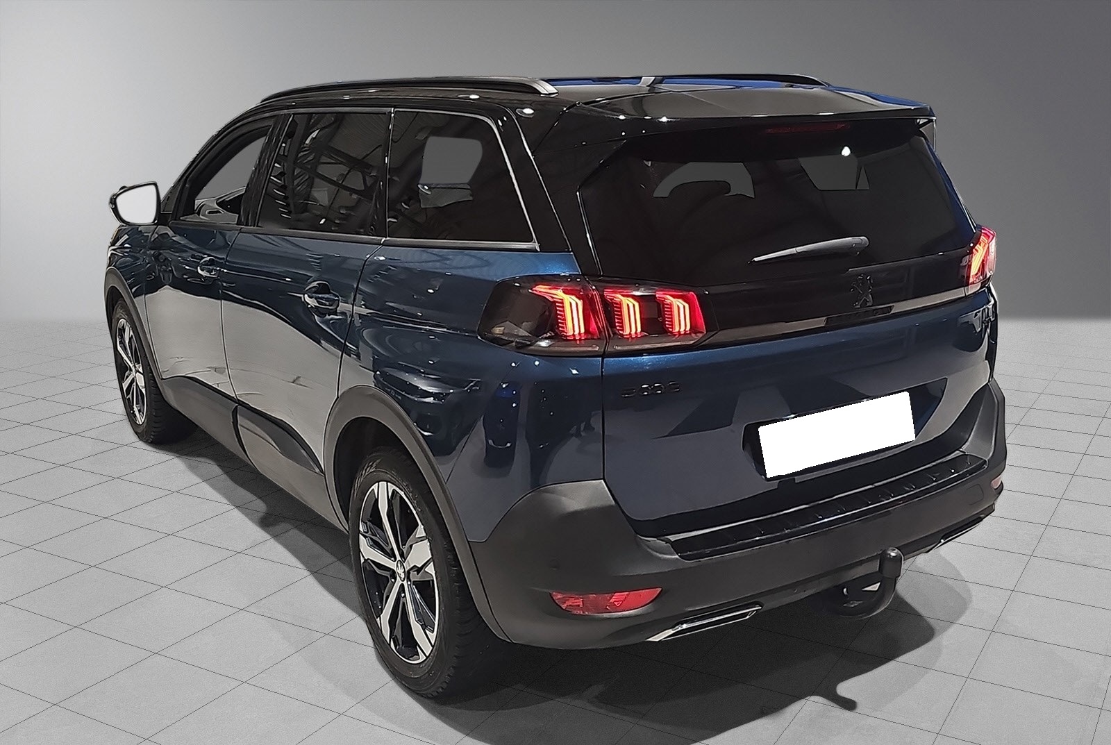 PEUGEOT 5008 II 2.0 BLUEHDI 180 S&S GT PACK EAT8 - Image 8