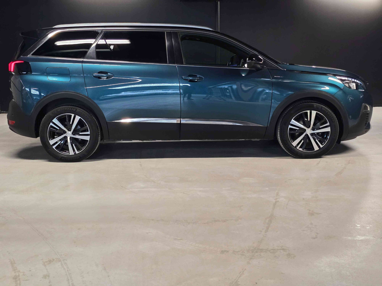 PEUGEOT 5008 II 1.5 BLUEHDI S&S GT LINE - Image 2
