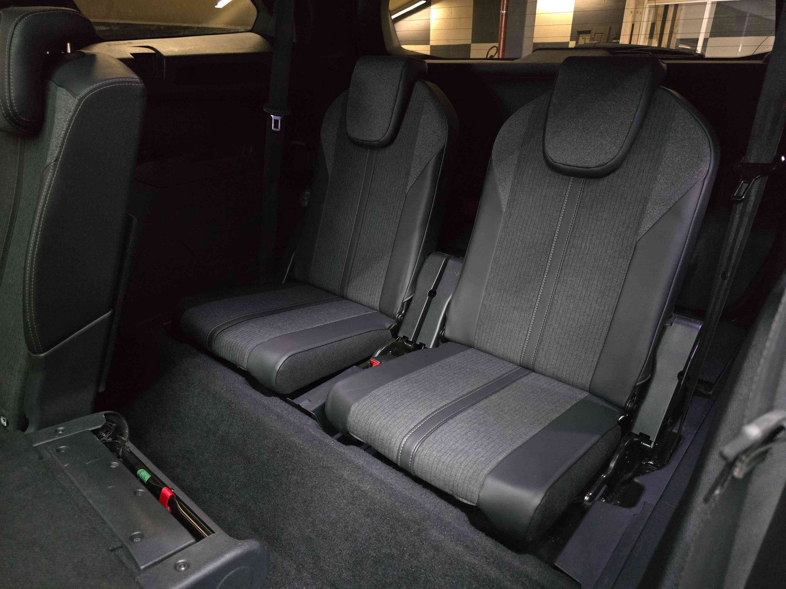 PEUGEOT 5008 II 1.5 BLUEHDI S&S GT LINE - Image 18