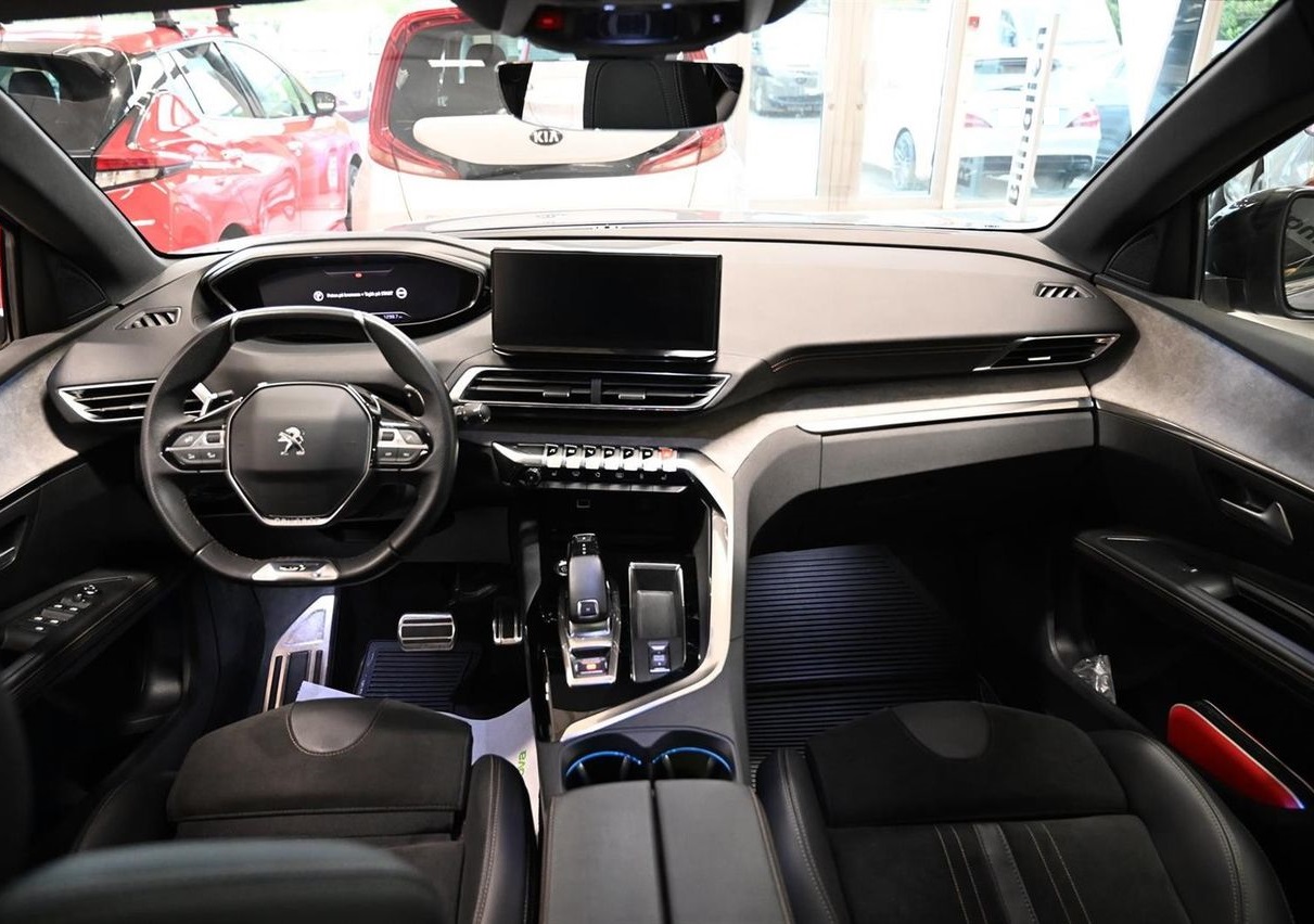 PEUGEOT 5008 II 1.5 BLUEHDi 130CH S&S GT PACK EAT8 - Image 16