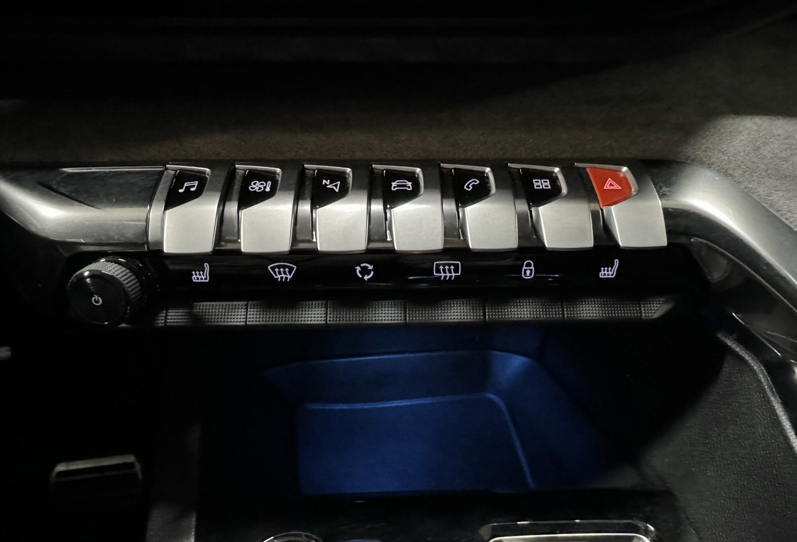 PEUGEOT 5008 II 1.5 BLUEHDi 130CH S&S GT PACK EAT8 - Image 19