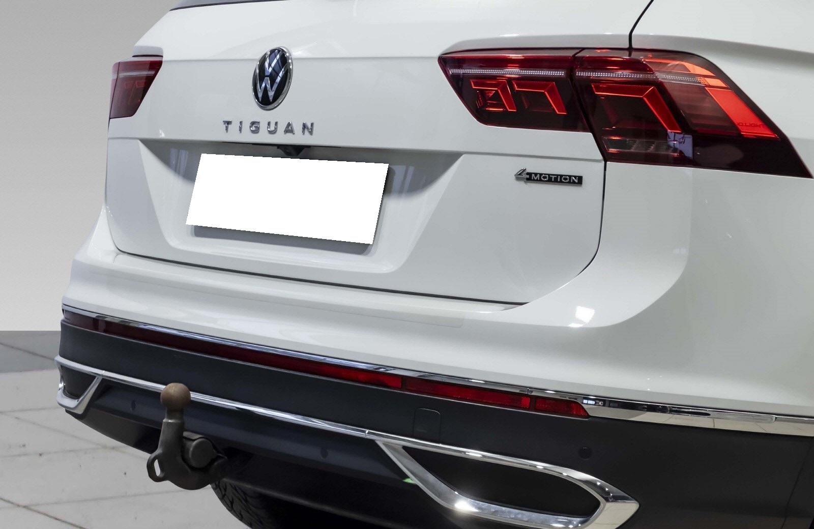 VOLKSWAGEN TIGUAN 2.0 TDI 150CH ELEGANCE EXCLUSIVE 4MOTION DSG7 - Image 4