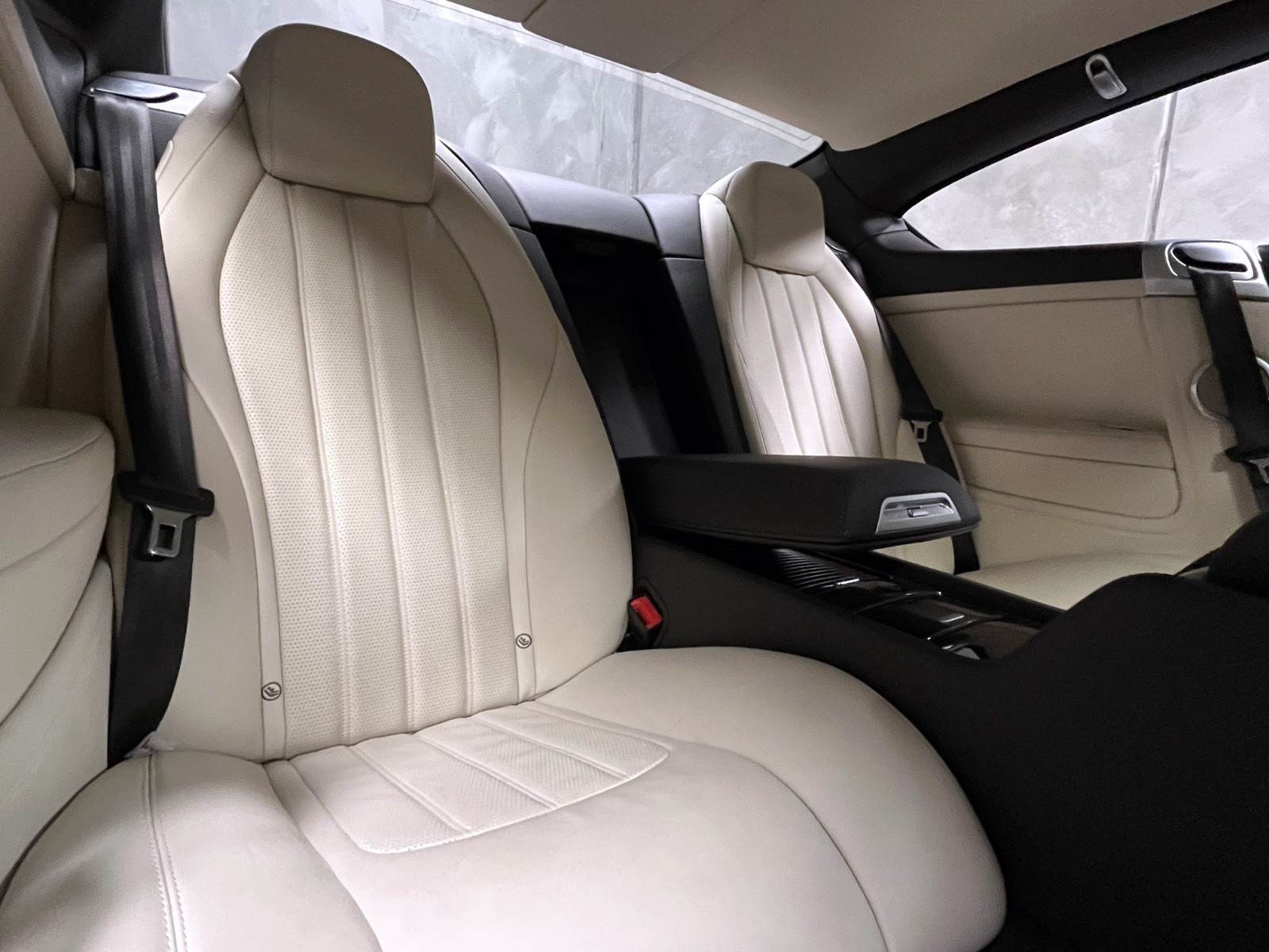 BENTLEY CONTINENTAL GT V8 4.0 - Image 10