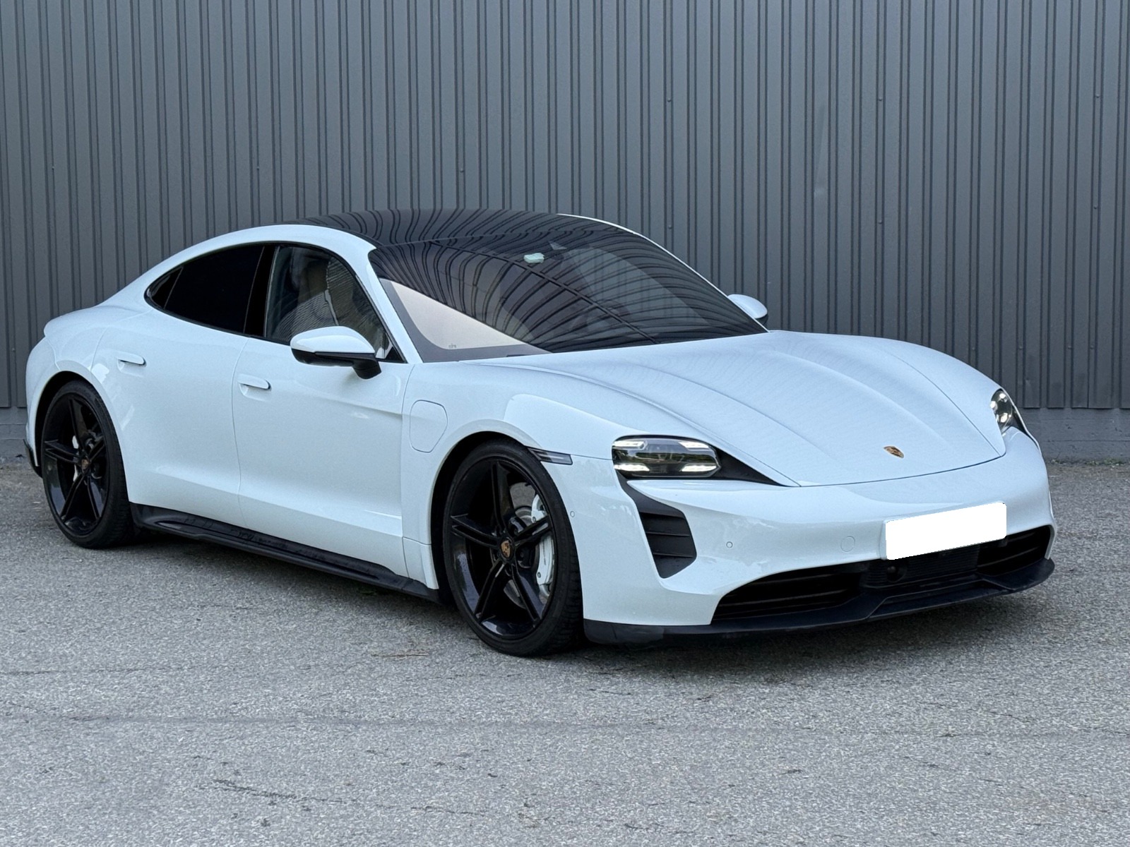 PORSCHE TAYCAN 4S PERFORMANCE PLUS - Image 2