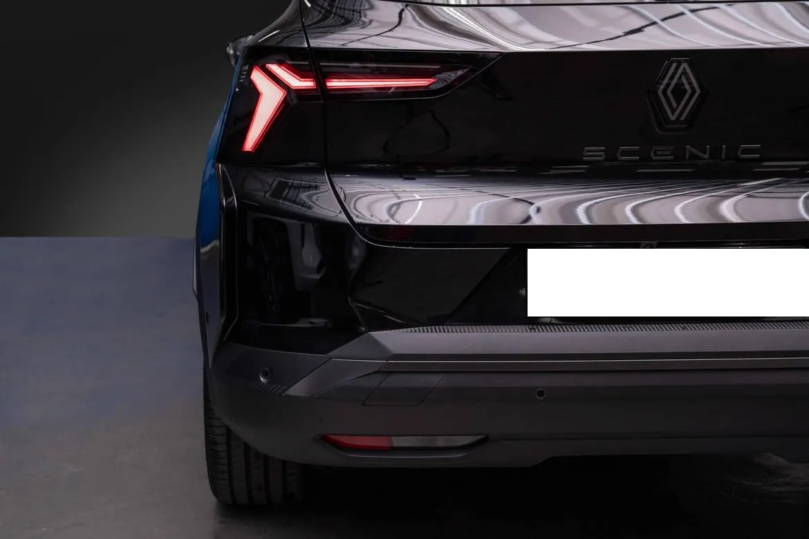 RENAULT SCENIC E-TECH TECHNO ESPRIT ALPINE GRANDE AUTONOMIE - Image 8