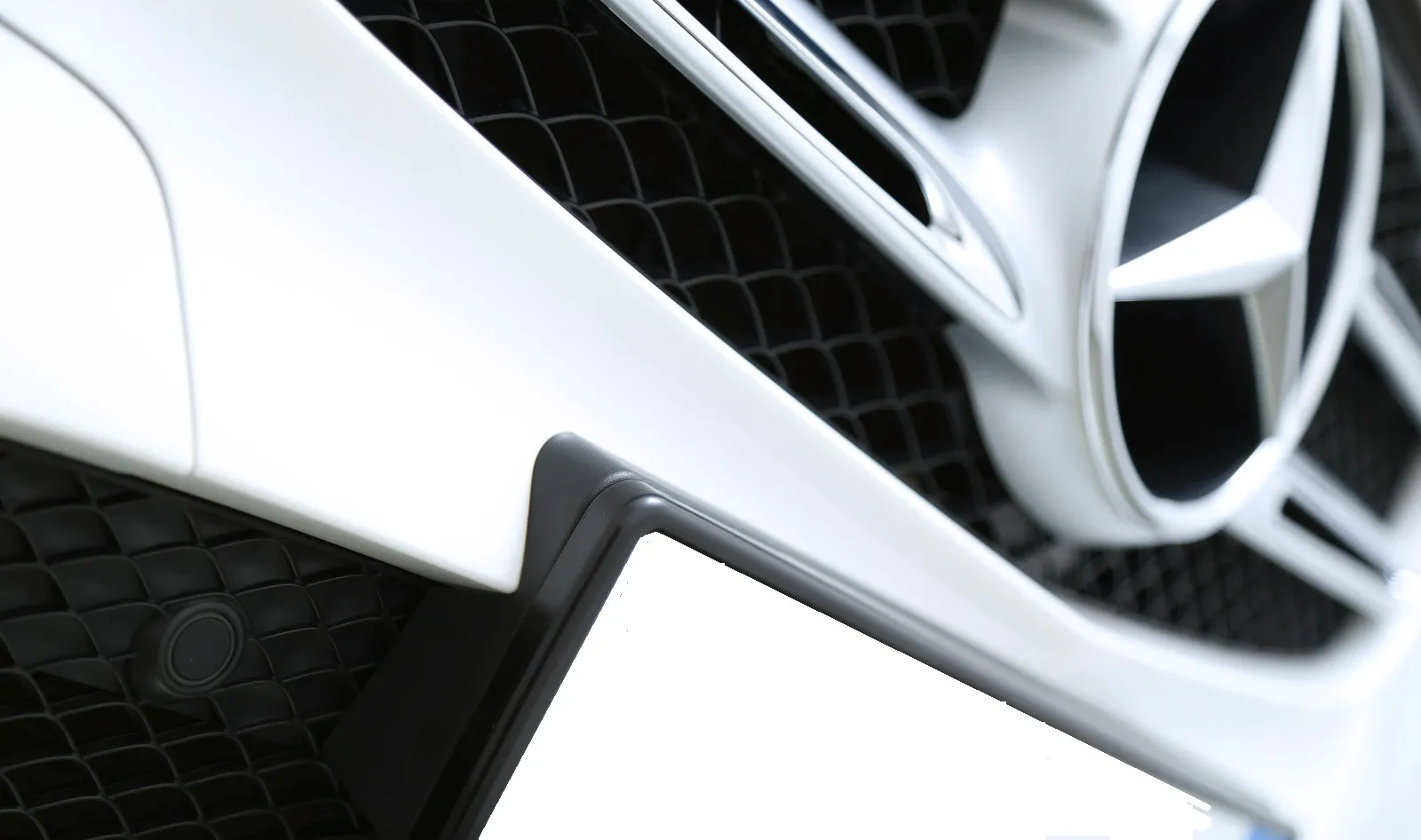 MERCEDES-BENZ GLC 220 D 4MATIC 9G-TRONIC - Image 17