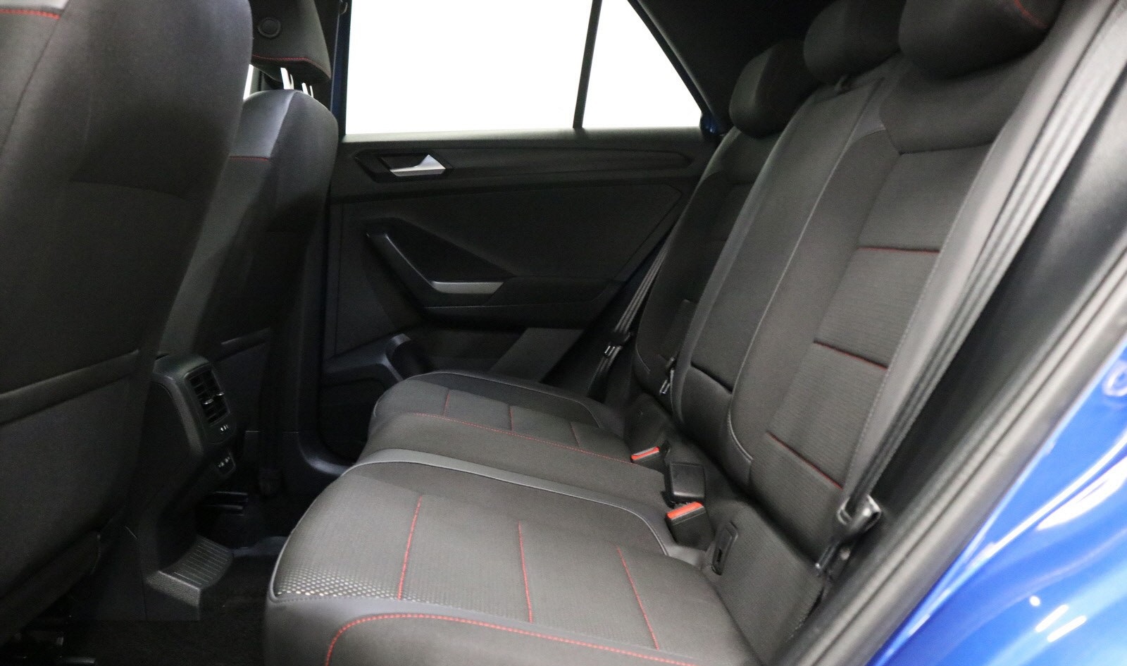 VOLKSWAGEN T-ROC 2.0 TDI 150 STYLE EXCLUSIVE 4MOTION DSG7 - Image 12