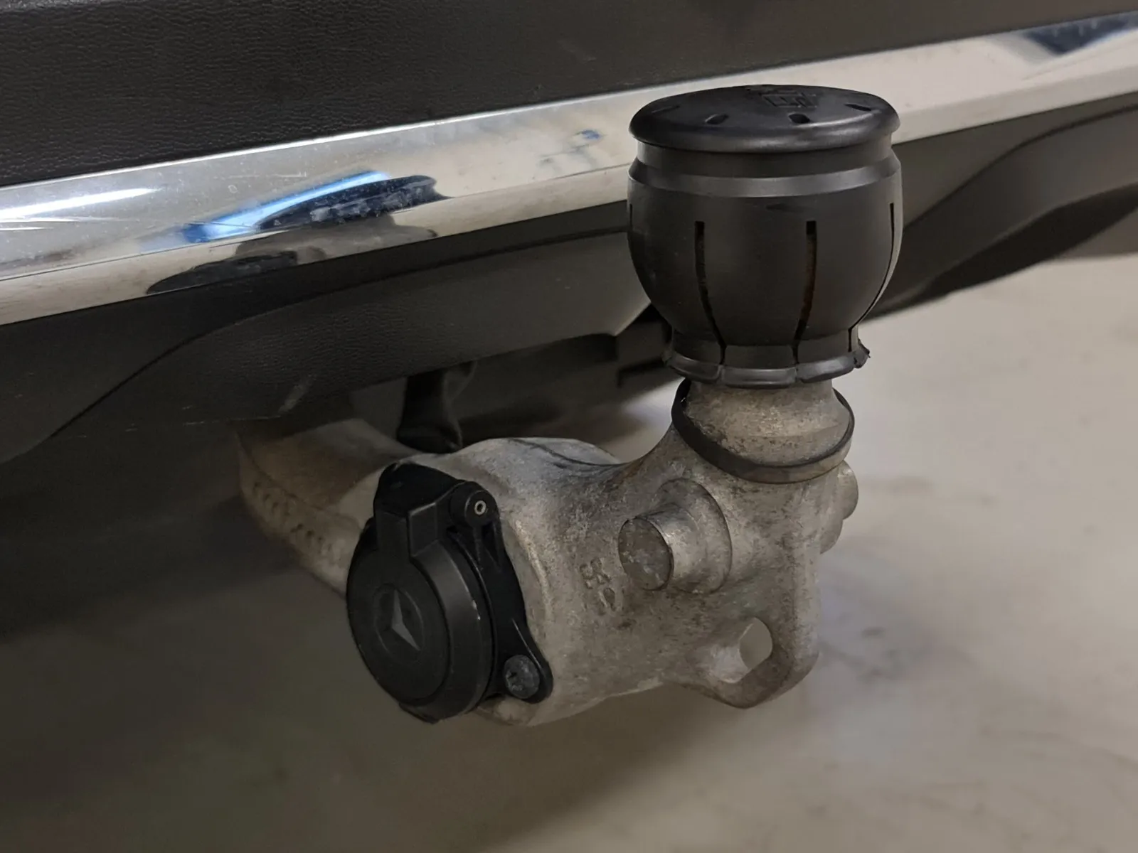 MERCEDES-BENZ GLC 220 D 4MATIC 9G-TRONIC - Image 20