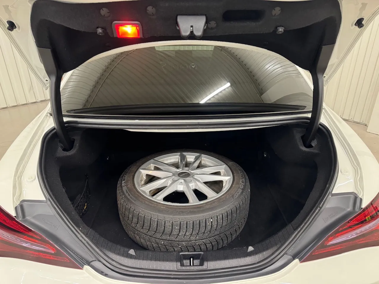 MERCEDES-BENZ CLA I 220 D FASCINATION 7G-DCT - Image 16