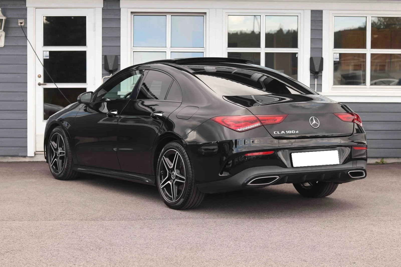 MERCEDES-BENZ CLA II 180 D AMG LINE 7G-DCT - Image 4