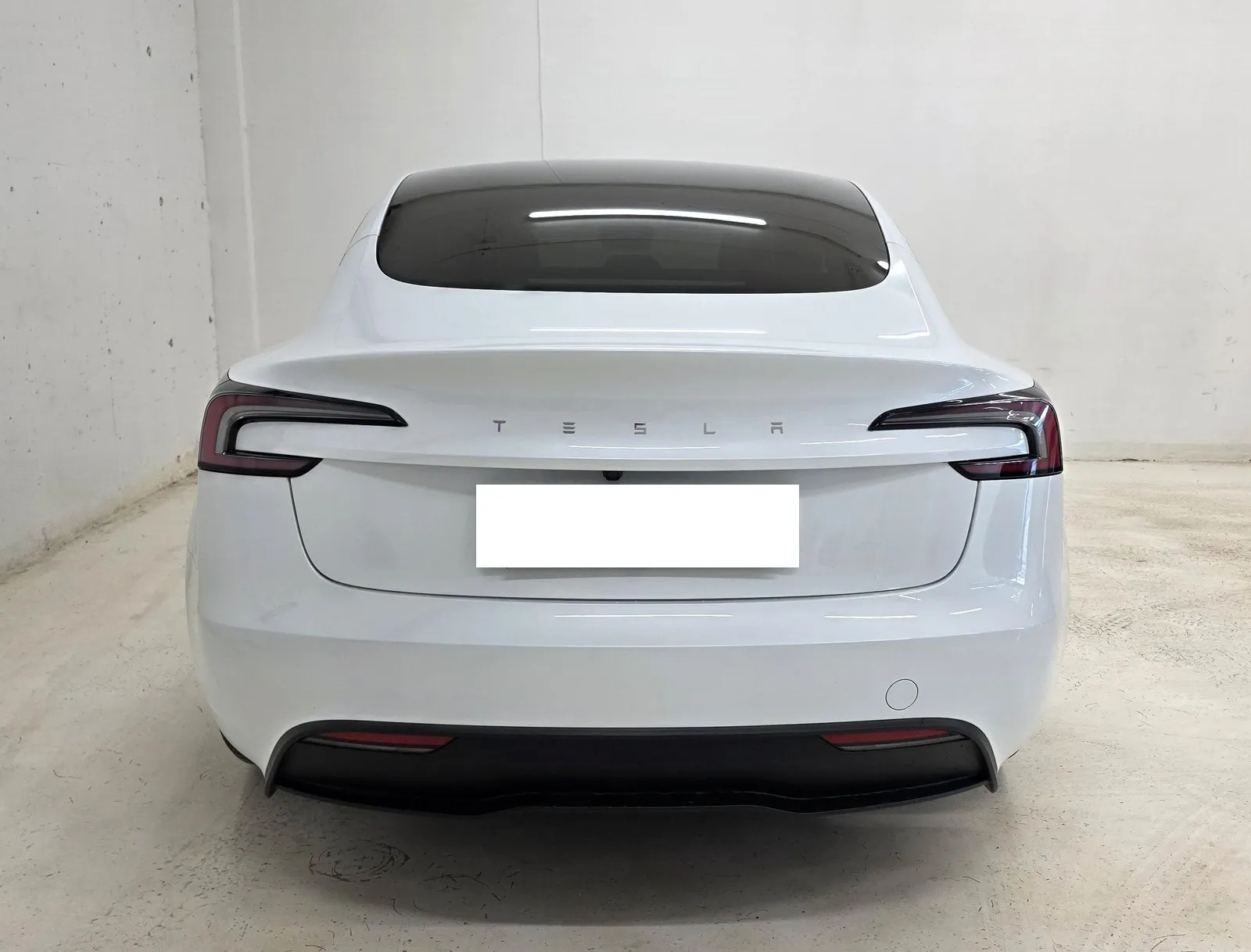 TESLA MODEL 3 HIGHLAND AWD DUAL MOTOR LONG RANGE - Image 3