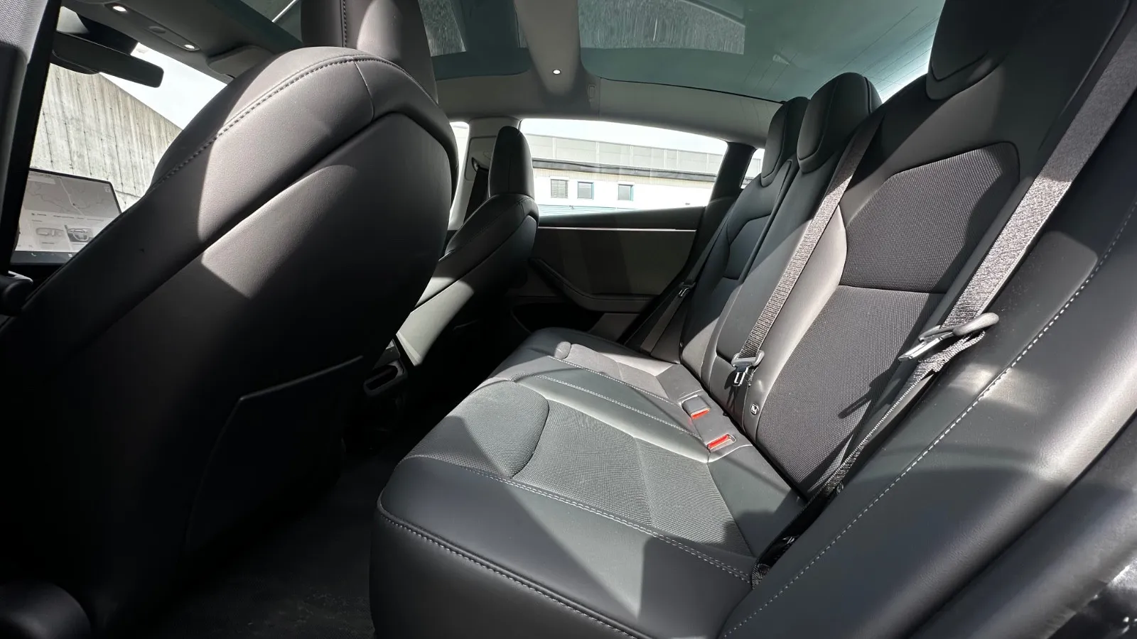 TESLA MODEL 3 HIGHLAND AWD DUAL MOTOR LONG RANGE - Image 13