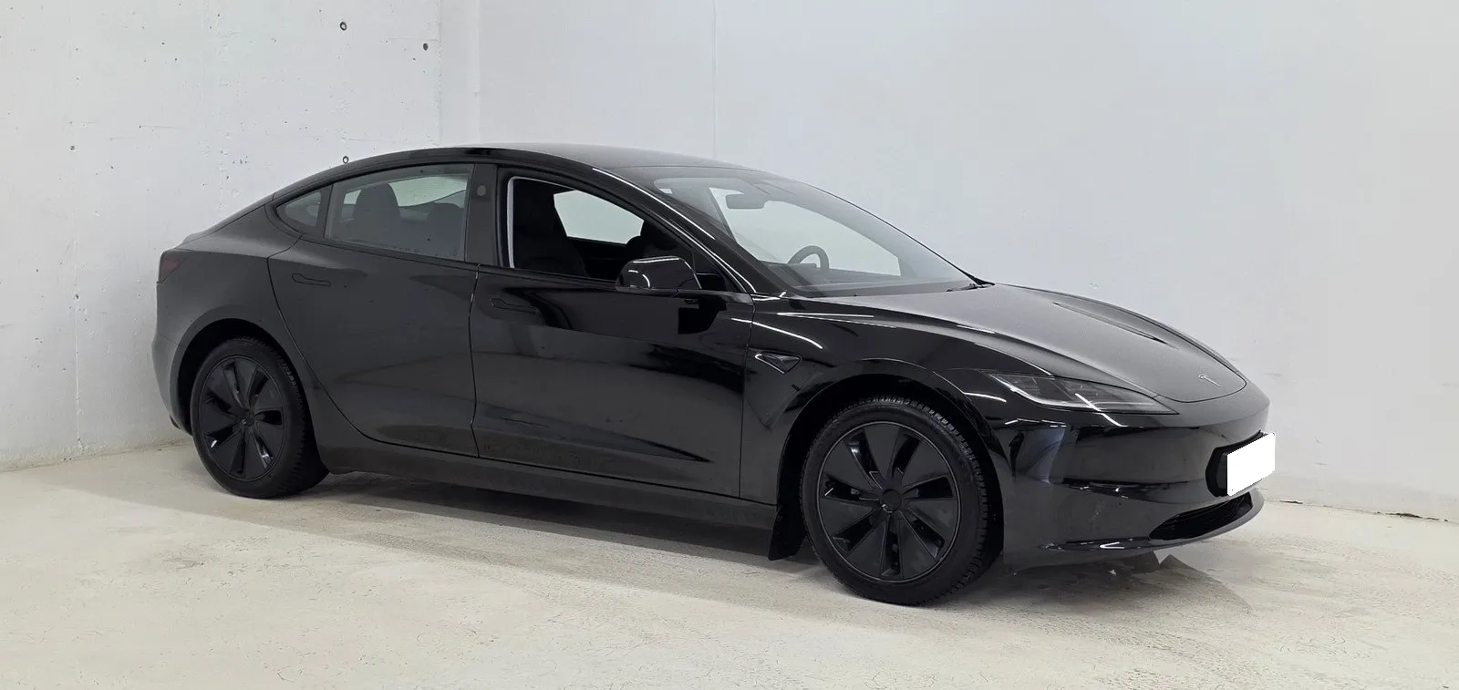 TESLA MODEL 3 HIGHLAND AWD DUAL MOTOR LONG RANGE - Image 3