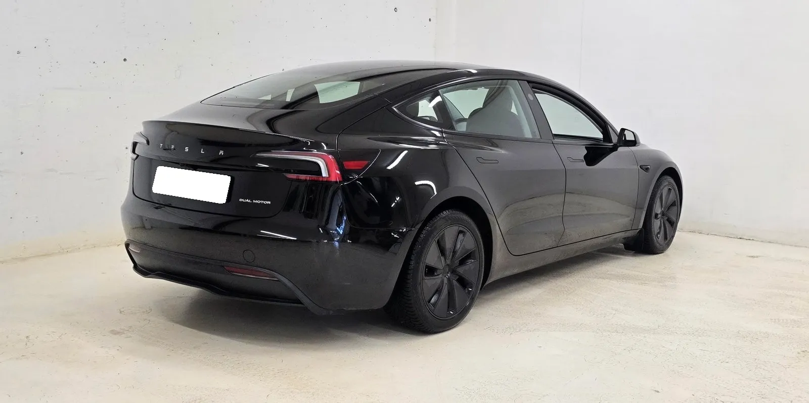 TESLA MODEL 3 HIGHLAND AWD DUAL MOTOR LONG RANGE - Image 7