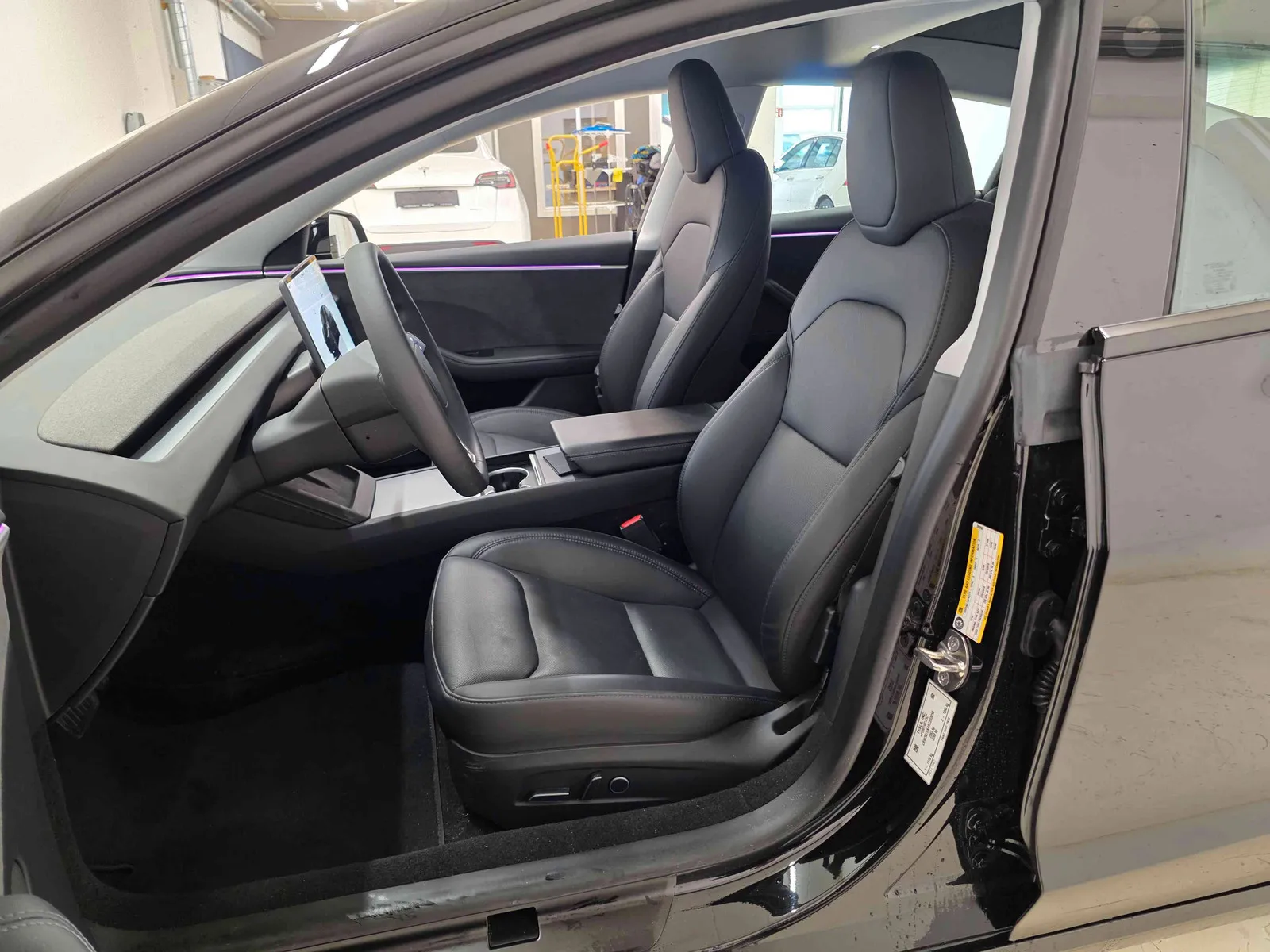 TESLA MODEL 3 HIGHLAND AWD DUAL MOTOR LONG RANGE - Image 11