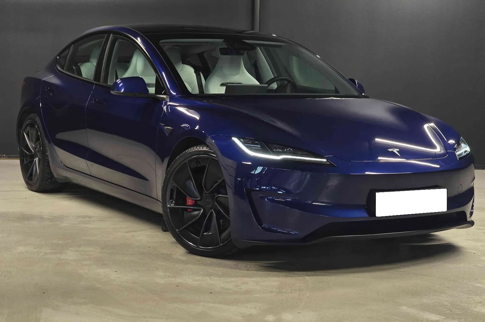 TESLA MODEL 3 HIGHLAND DUAL MOTORPERFORMANCE