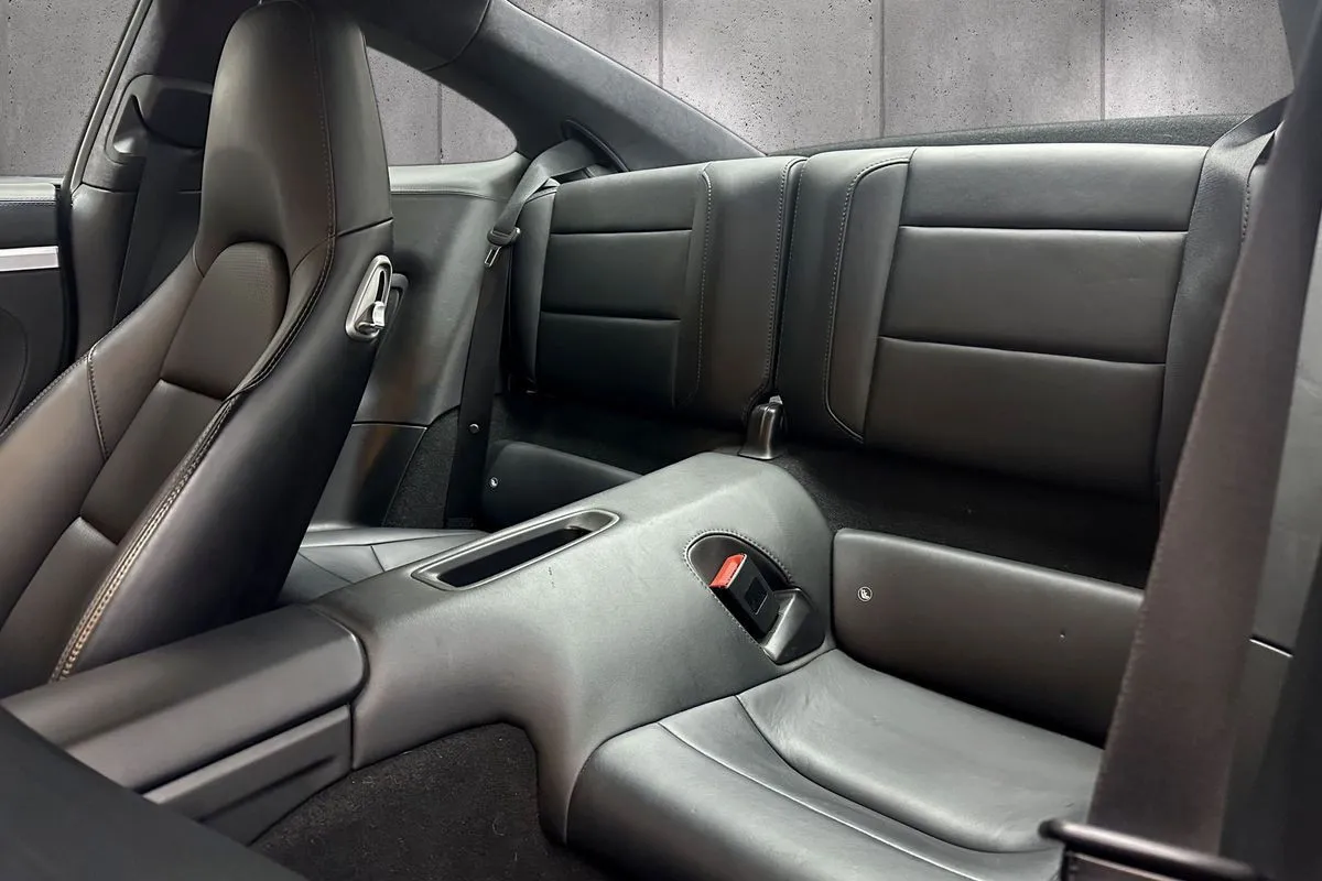 PORSCHE 911 COUPE CARRERA 4S PDK - Image 19