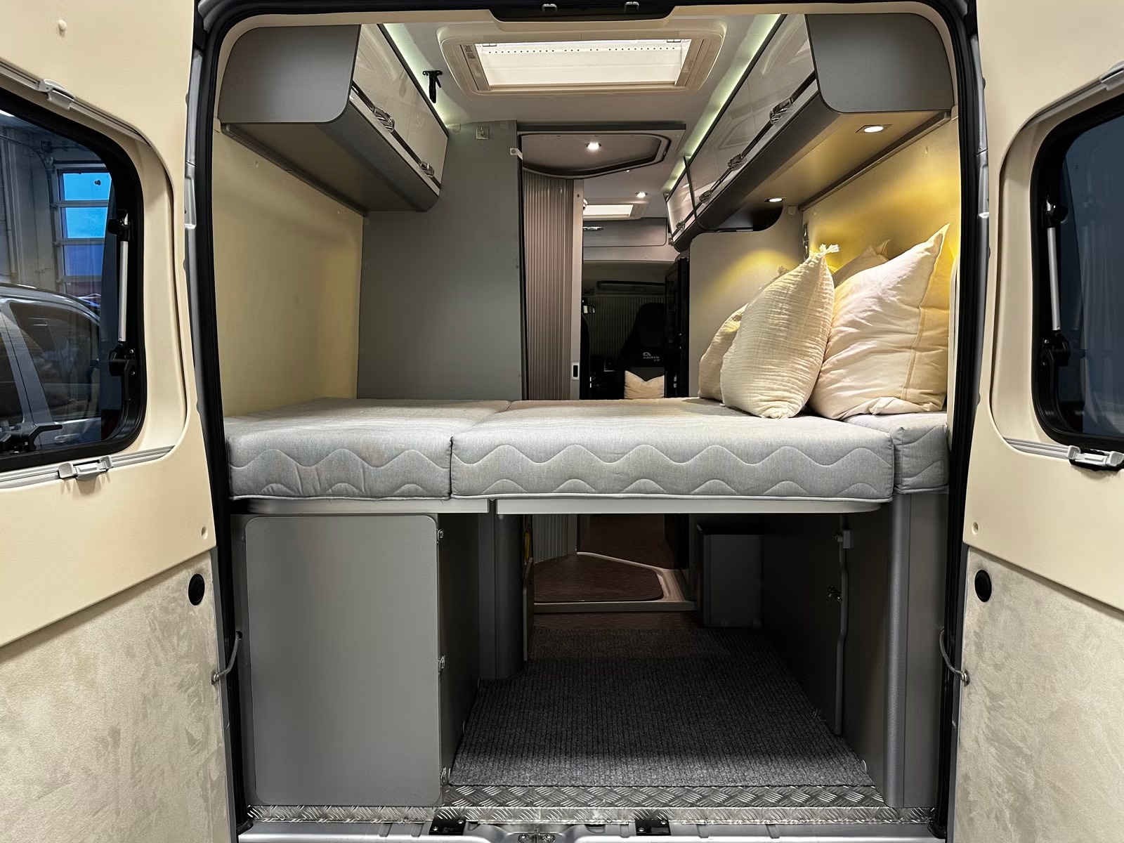 ADRIA TWIN 600 SPT - Image 20