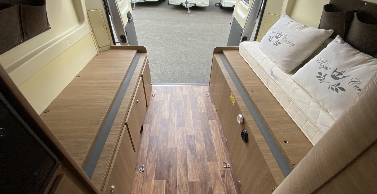 BENIMAR BENIVAN 116 - 04 COUCHAGES - Image 14