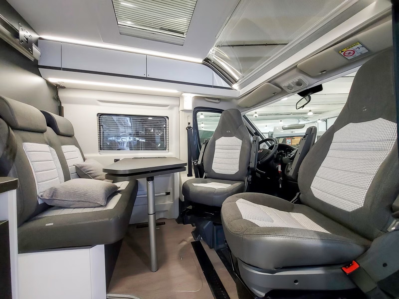 ADRIA TWIN 640 SLB SUPREME - Image 10