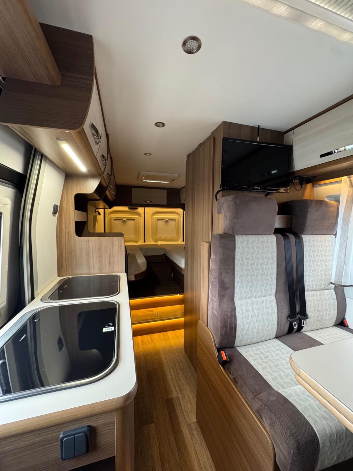 BRAVIA SWAN 636 - Image 12