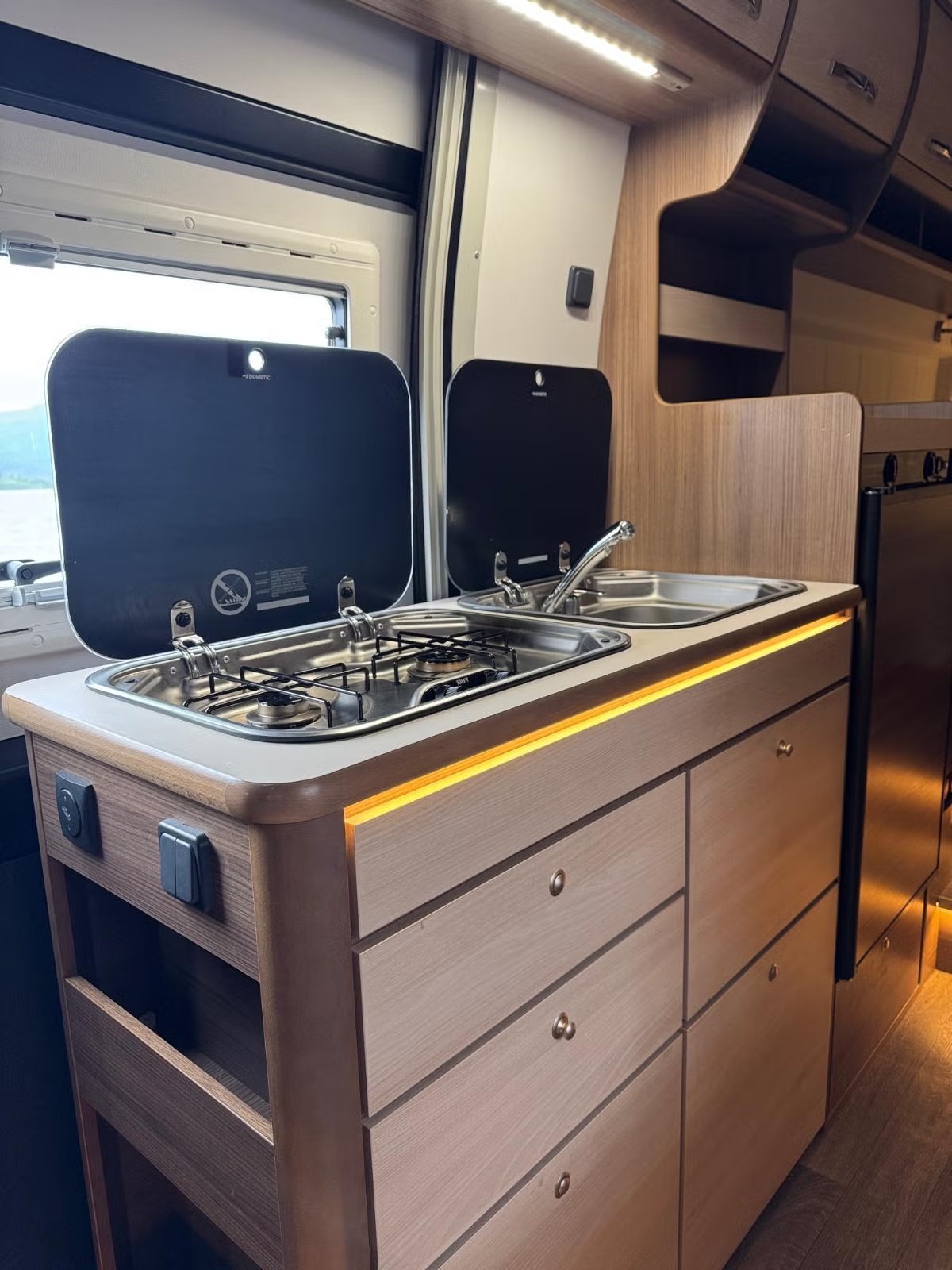 BRAVIA SWAN 636 - Image 15