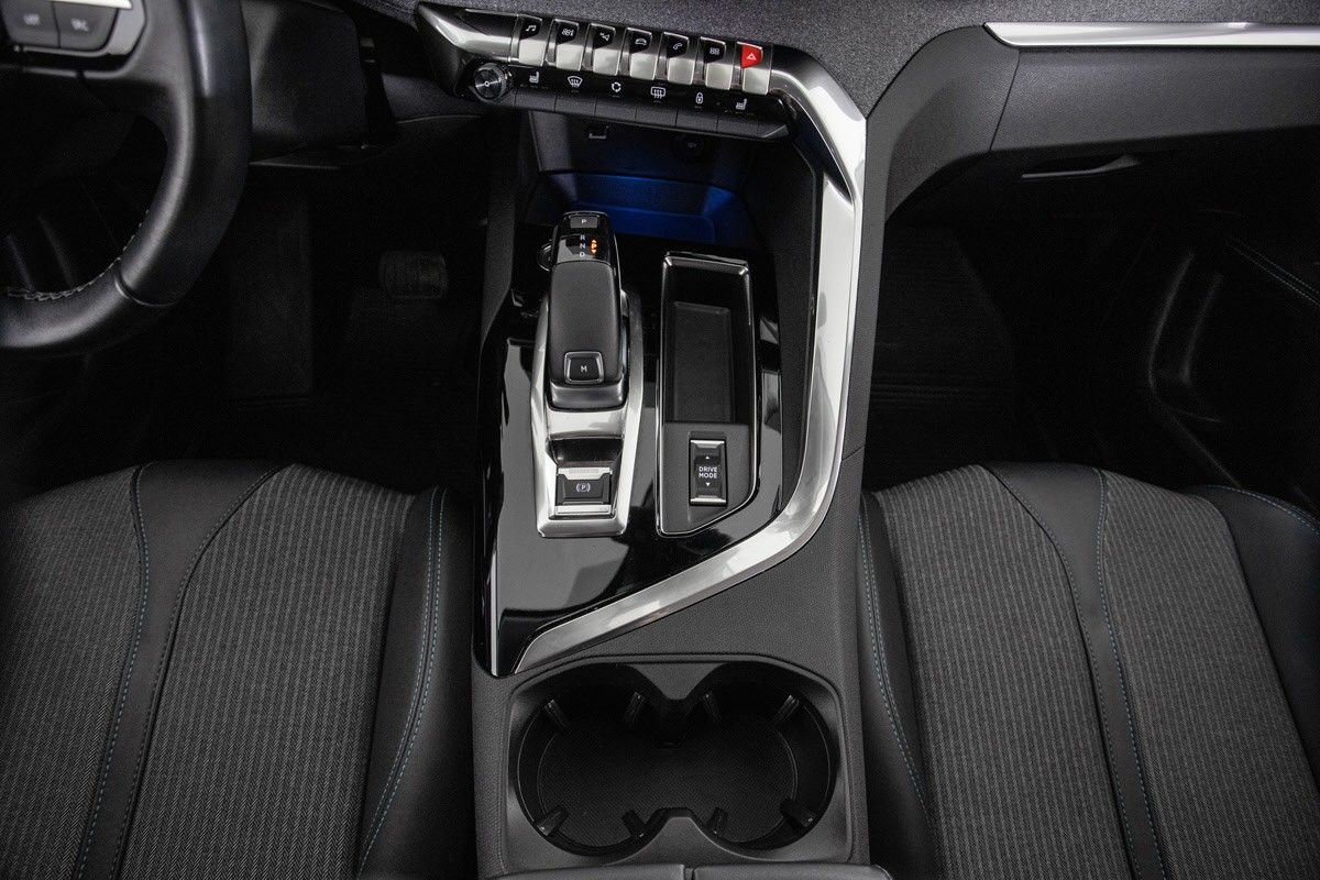 PEUGEOT 3008 ALLURE 1.5 BLUEHDI 130CH S&S ALLURE PACK EAT8 - Image 7