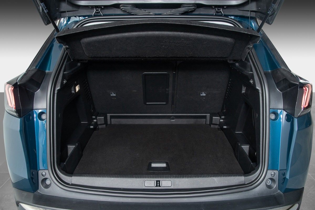 PEUGEOT 3008 ALLURE 1.5 BLUEHDI 130CH S&S ALLURE PACK EAT8 - Image 8