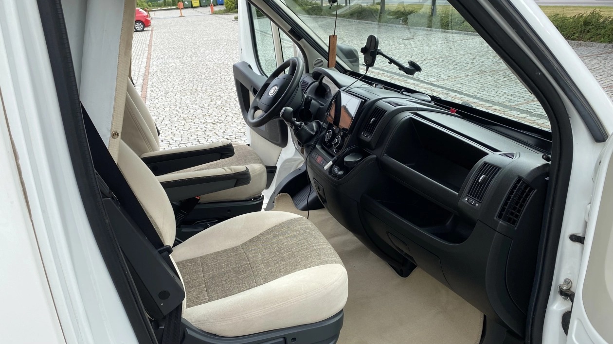 RAPIDO 691 FF - Image 10