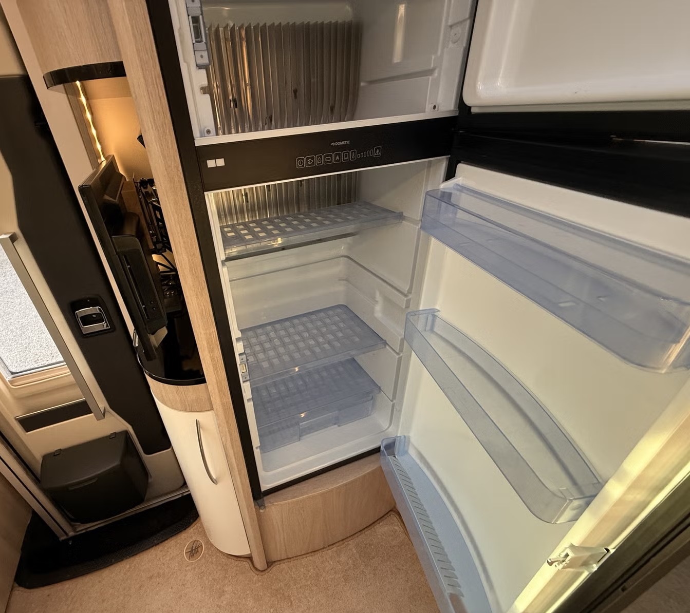 RAPIDO 7096 F - Image 15