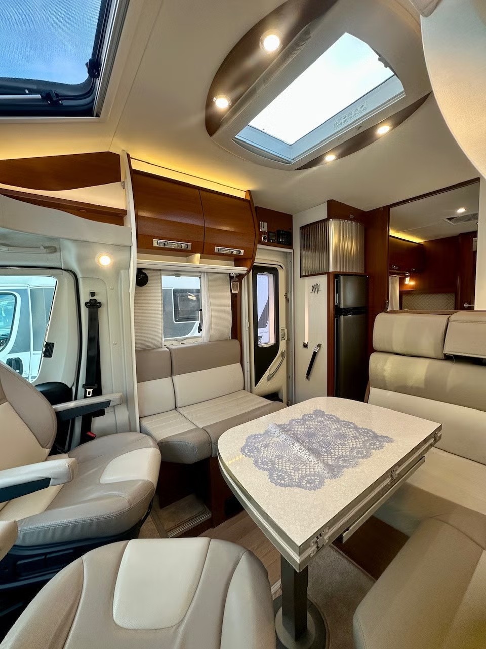 RAPIDO S6 665F - Image 10