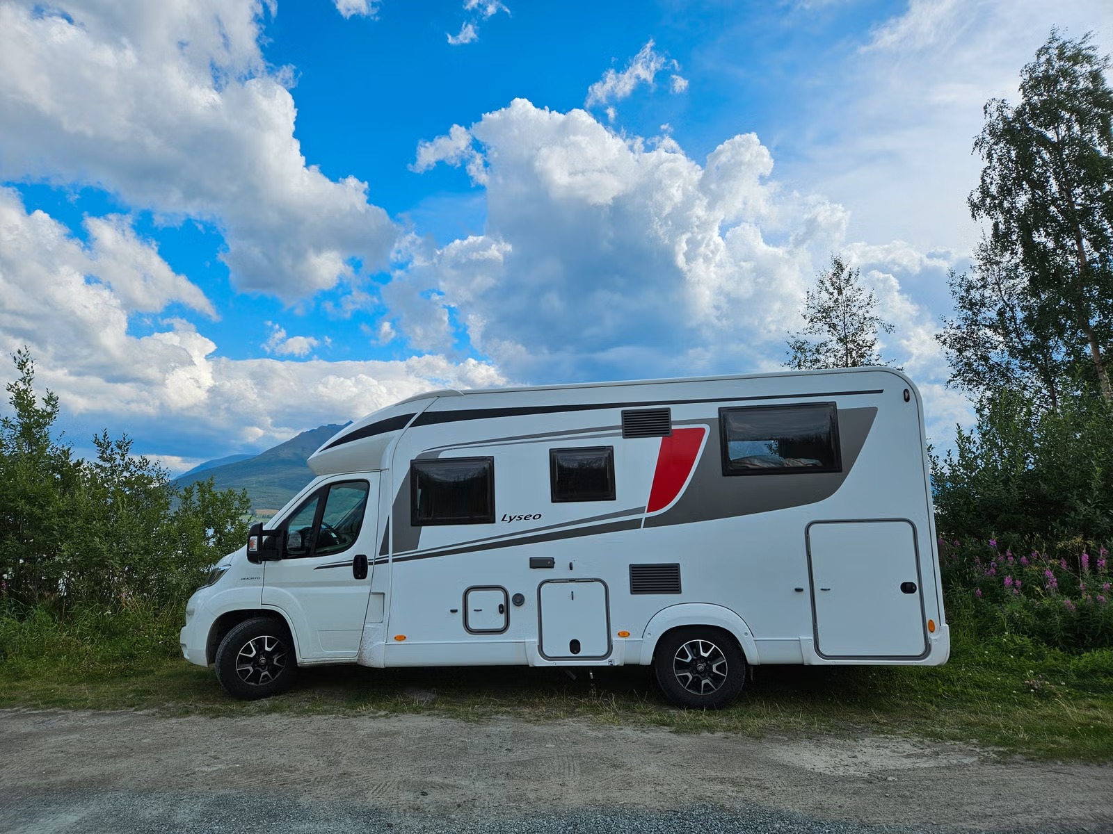 BÜRSTNER LYSEO PRIVILEGE TD 690 G - Image 3