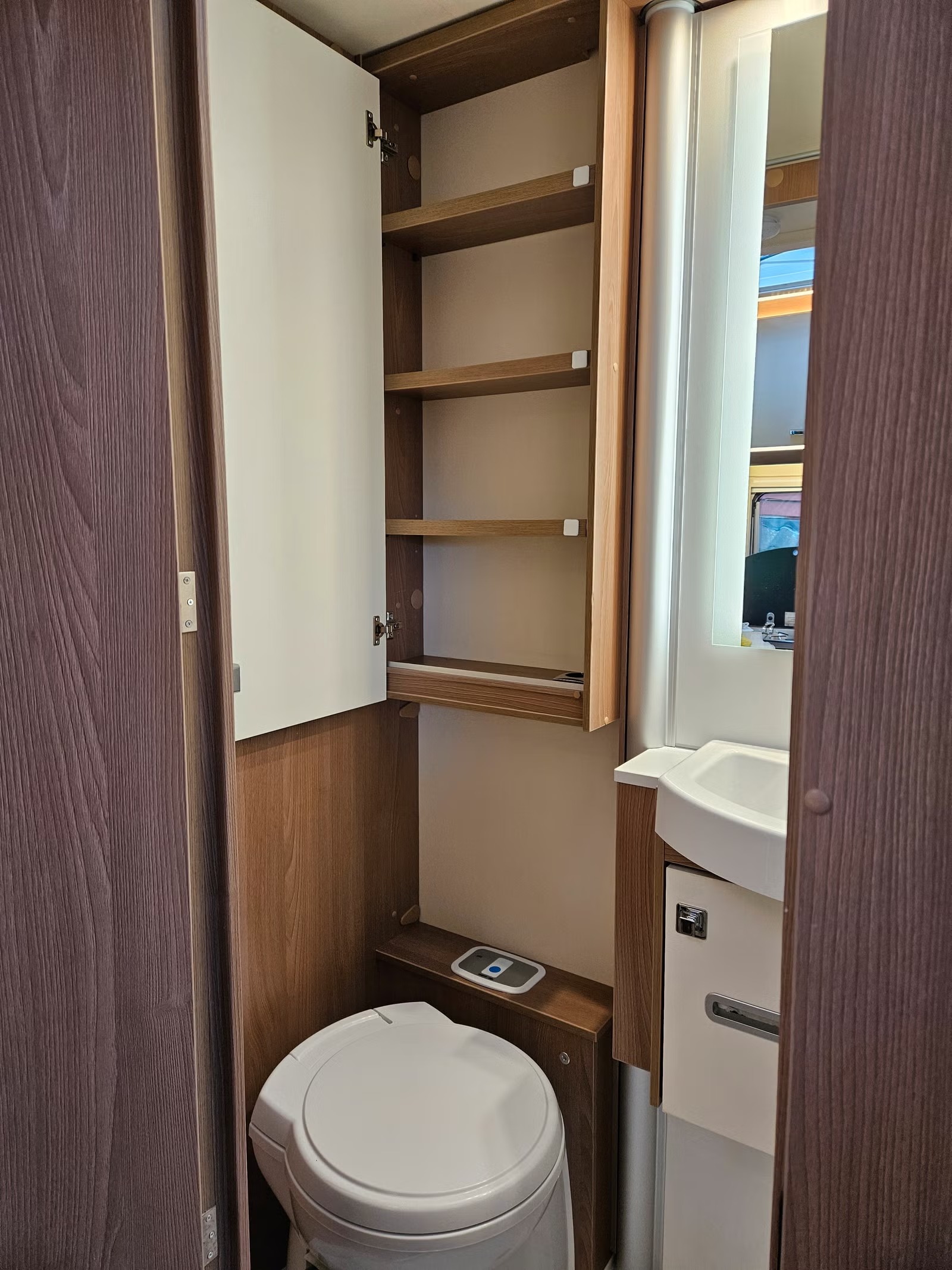 BÜRSTNER LYSEO PRIVILEGE TD 690 G - Image 12