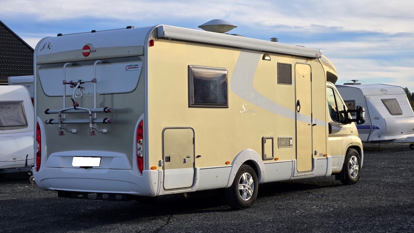 BÜRSTNER SOLANO T727 - Image 5