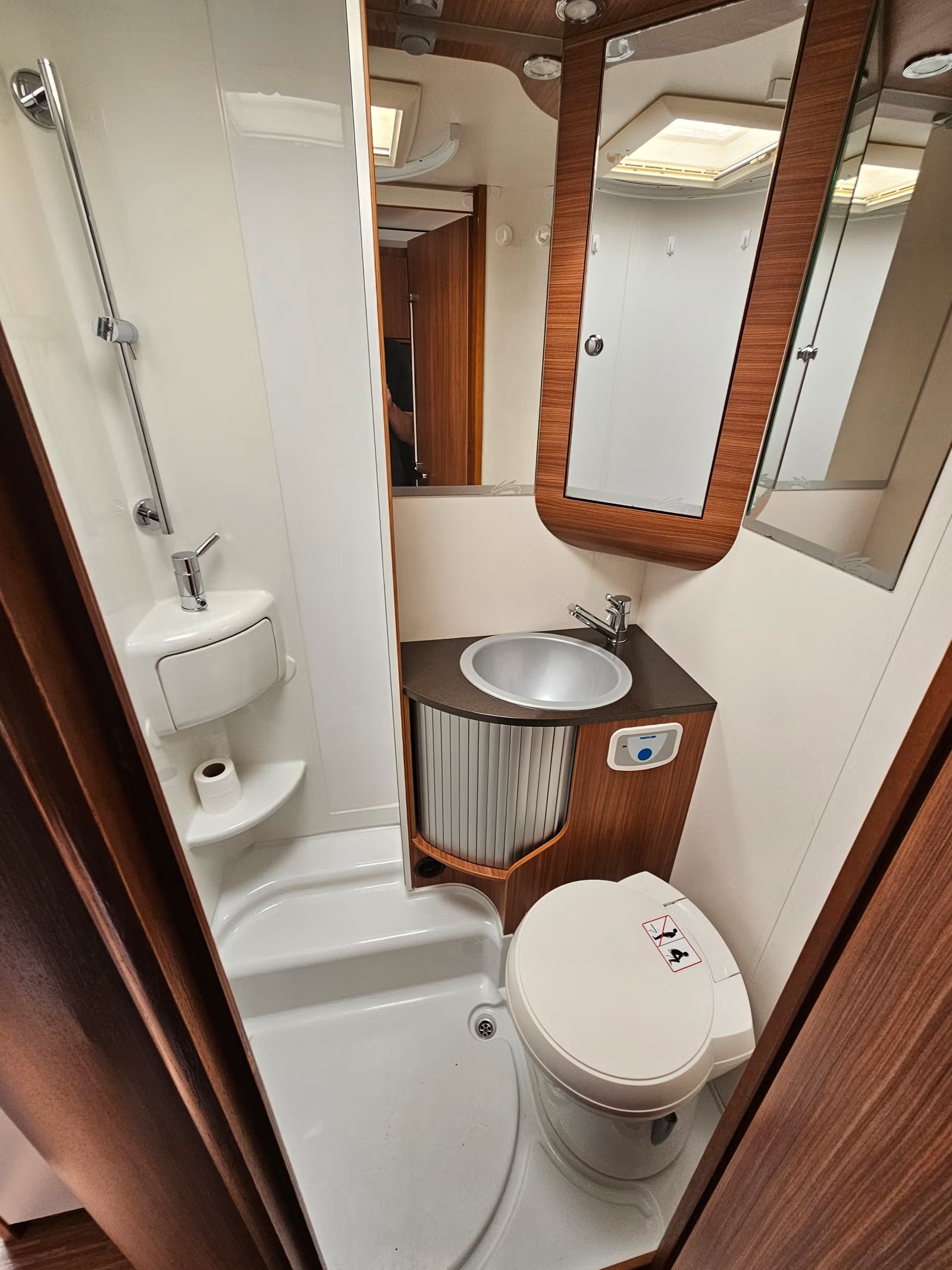 ADRIA MATRIX 680SP - Image 16