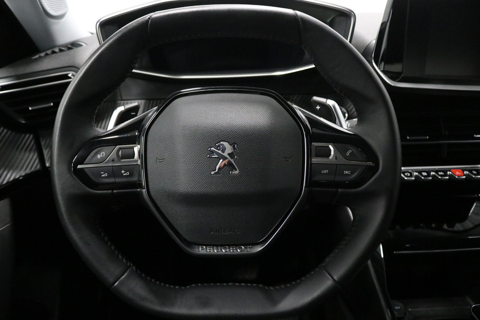 PEUGEOT 2008 1.5 BLUEHDI 130 S&S EAT8 ALLURE - Image 20