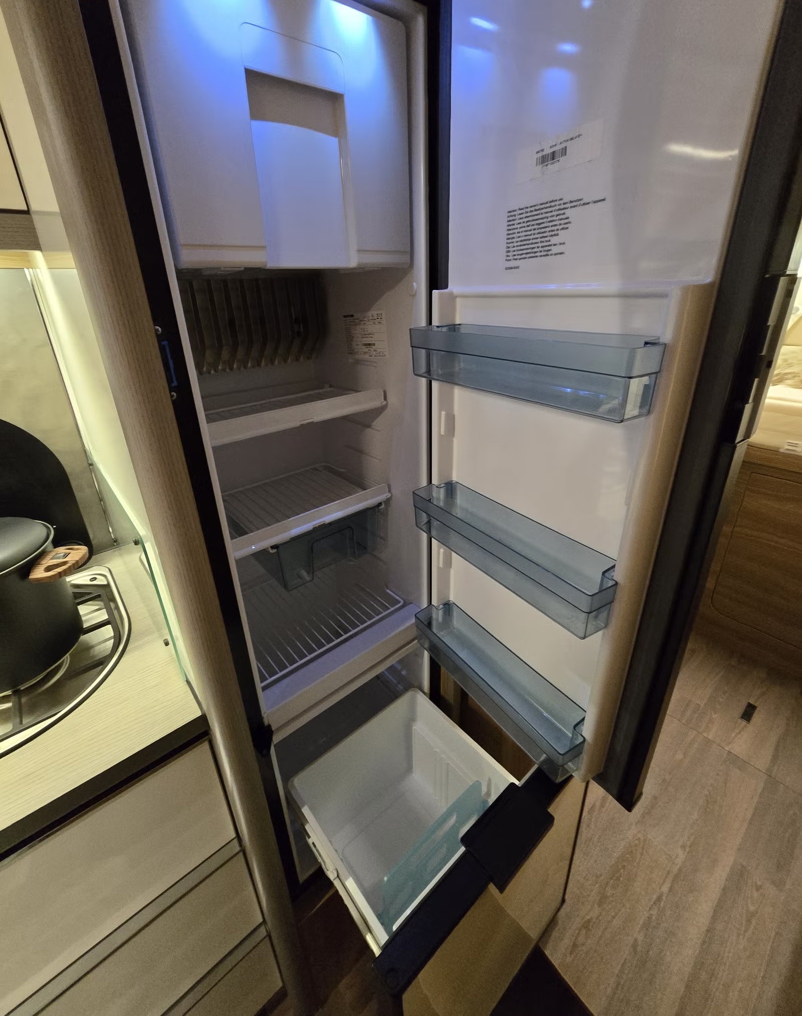 BÜRSTNER AVIANO 690 G - Image 11