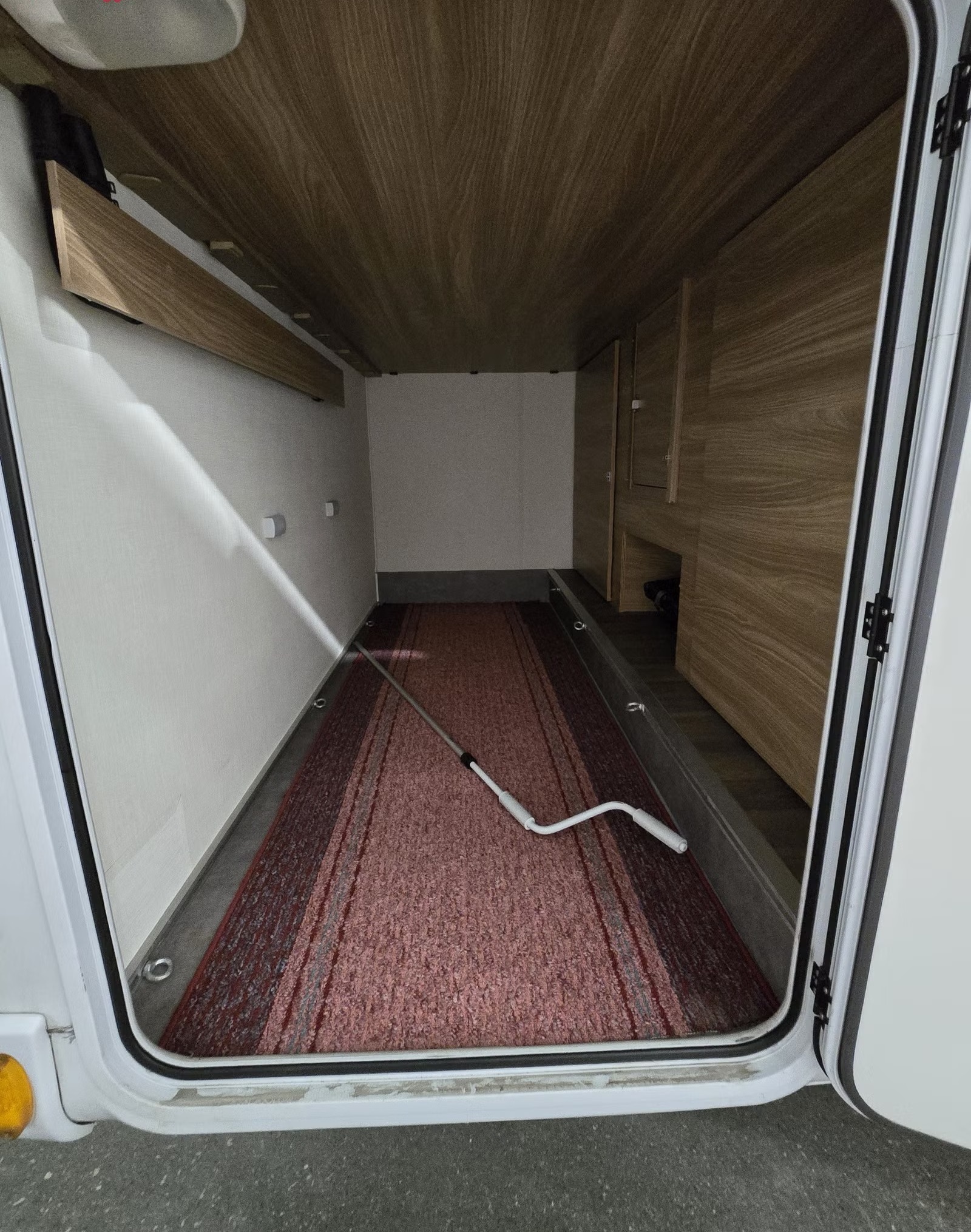 BÜRSTNER AVIANO 690 G - Image 14