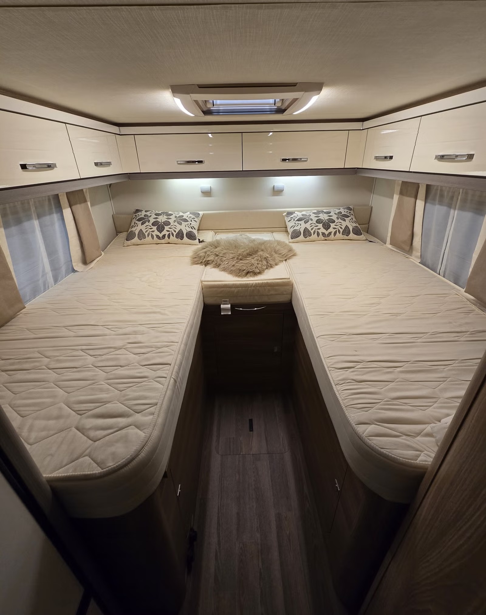 BÜRSTNER AVIANO 690 G - Image 17