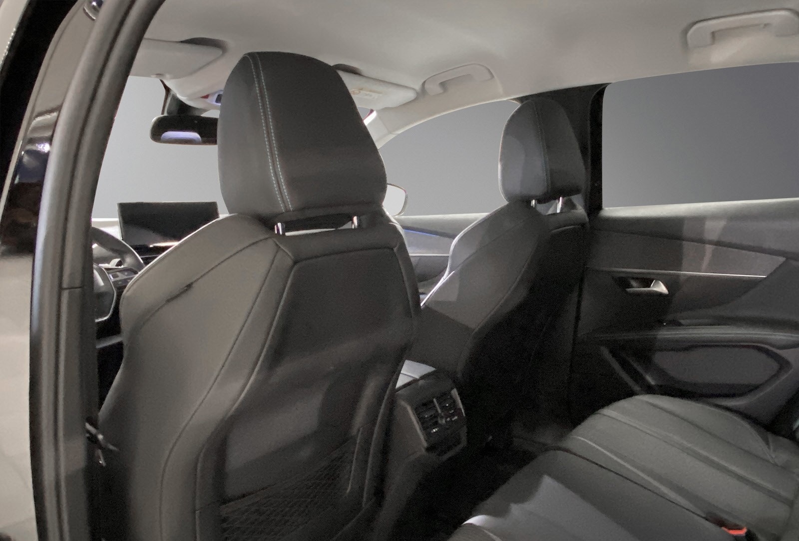 PEUGEOT 2008 1.5 BLUEHDI 130 S&S EAT8 ALLURE - Image 4