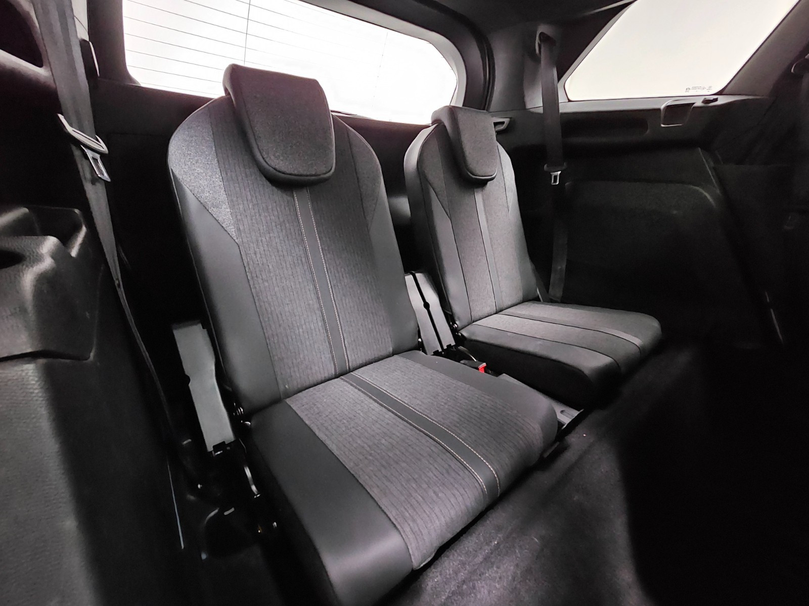 PEUGEOT 5008 II 1.5 BLUEHDI 130CH GT LINE S&S EAT8 - Image 15